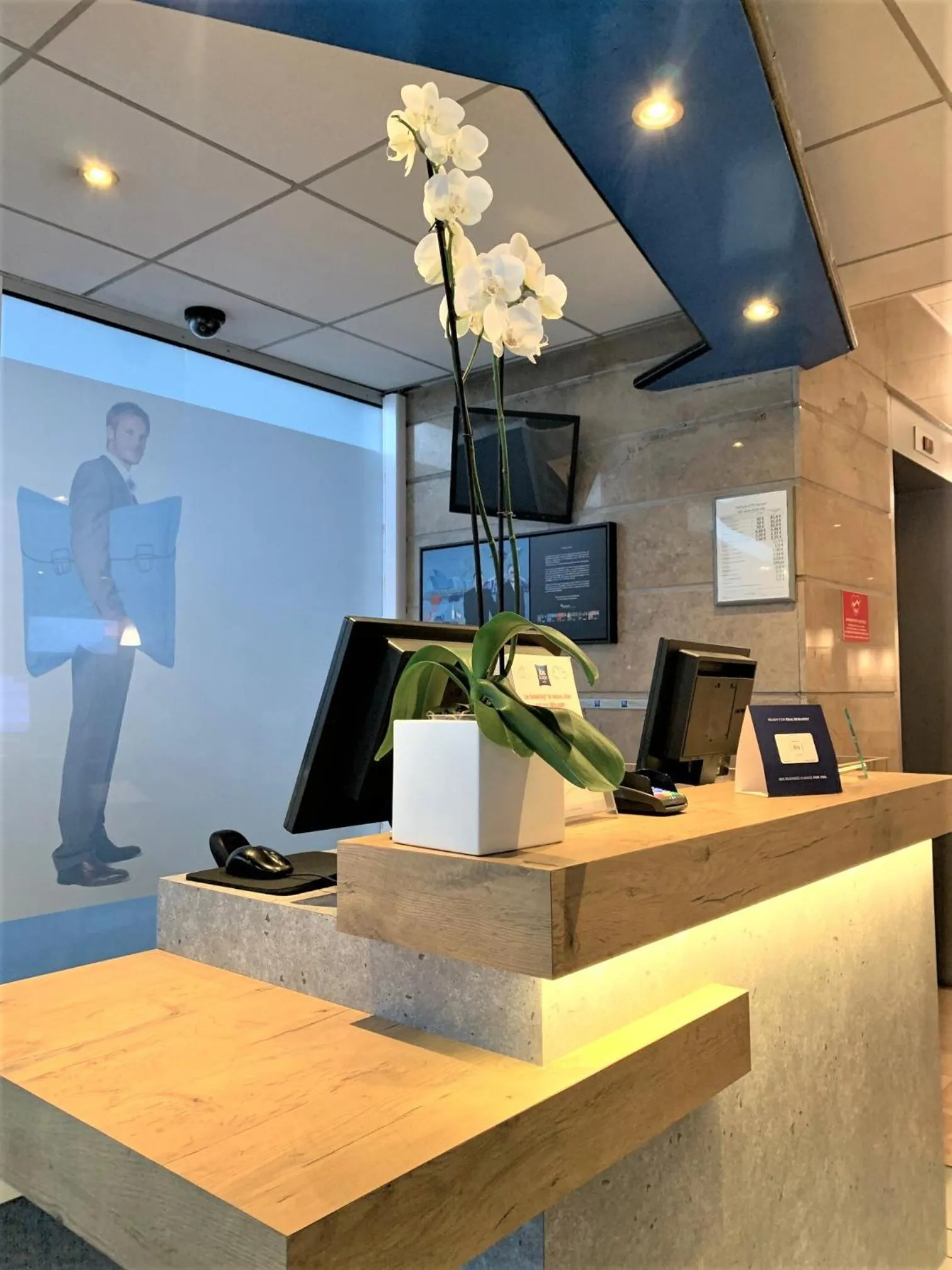Lobby or reception in ibis budget Paris Porte de Bercy