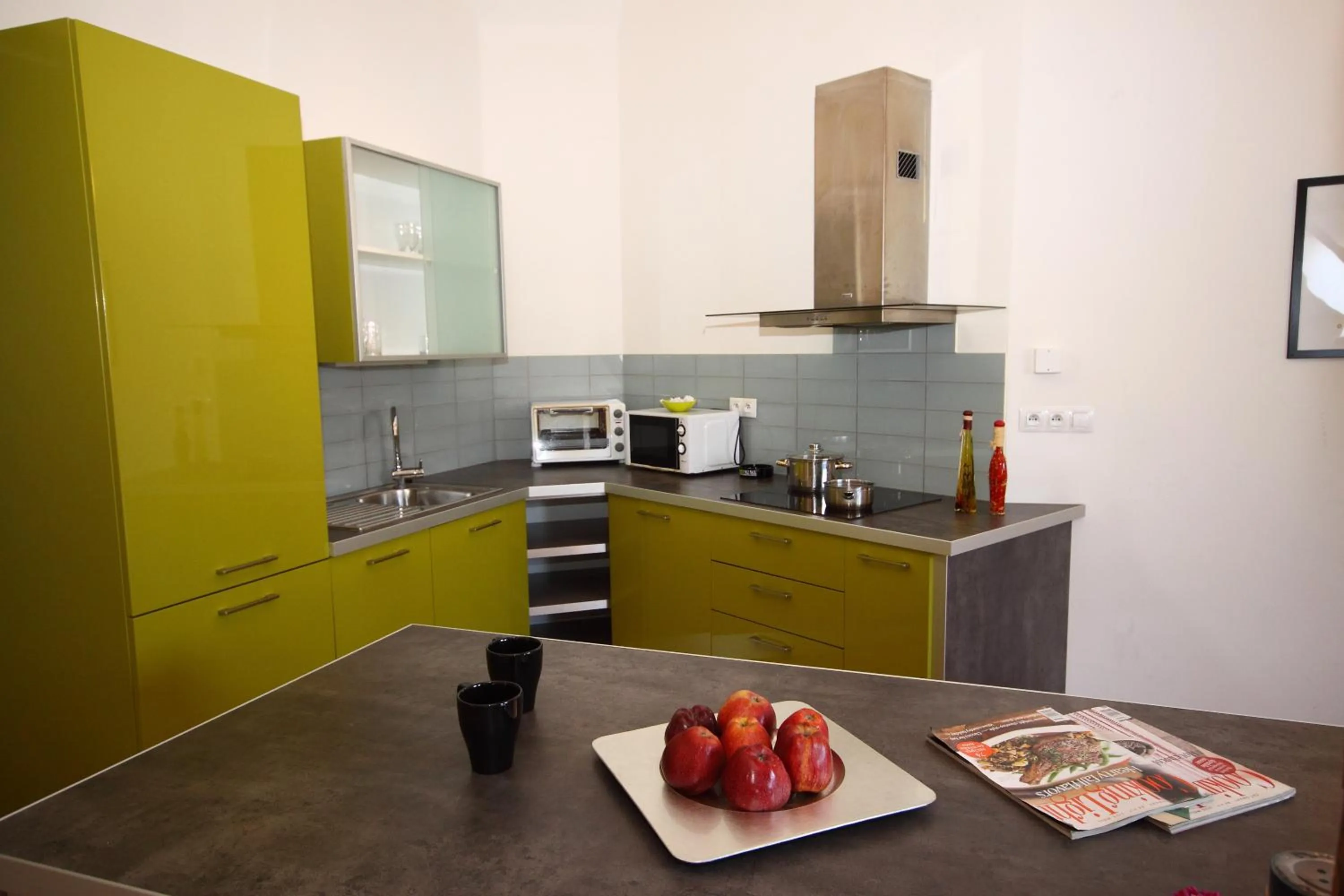 Kitchen or kitchenette in River View Residence