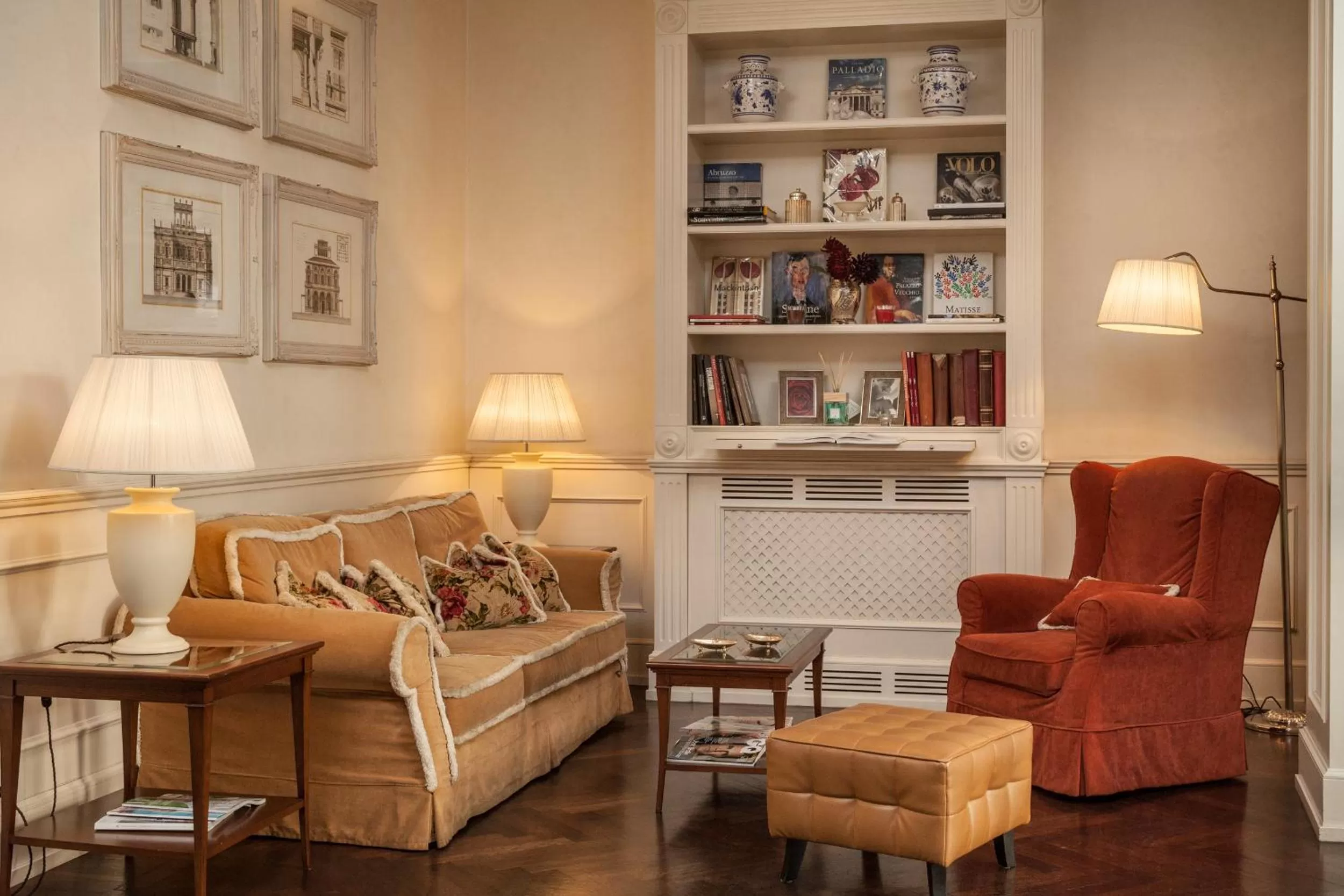 Library in Hotel Executive