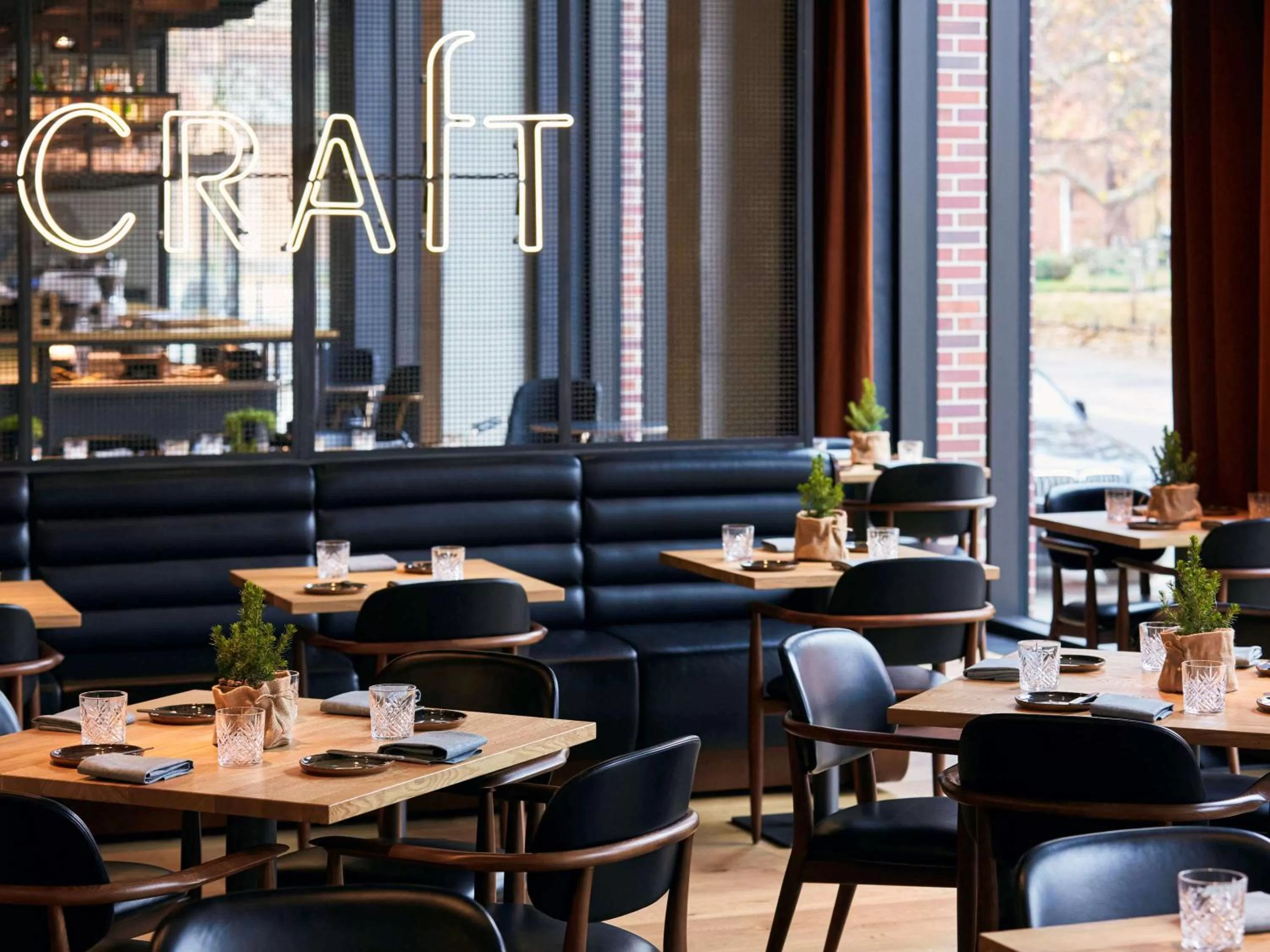 Restaurant/places to eat in The Bridge Wroclaw - MGallery