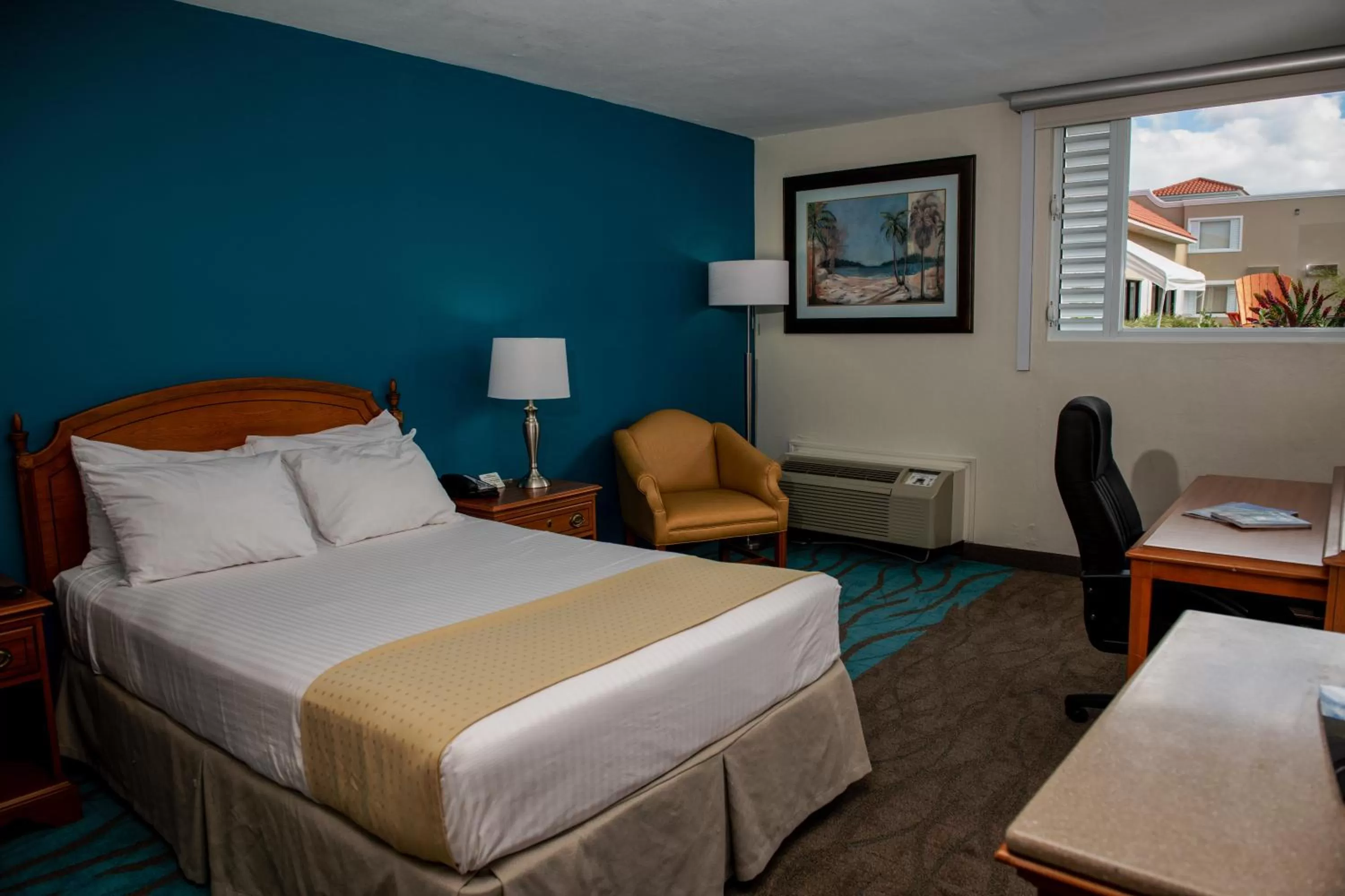 Photo of the whole room, Bed in Spark by Hilton Ponce