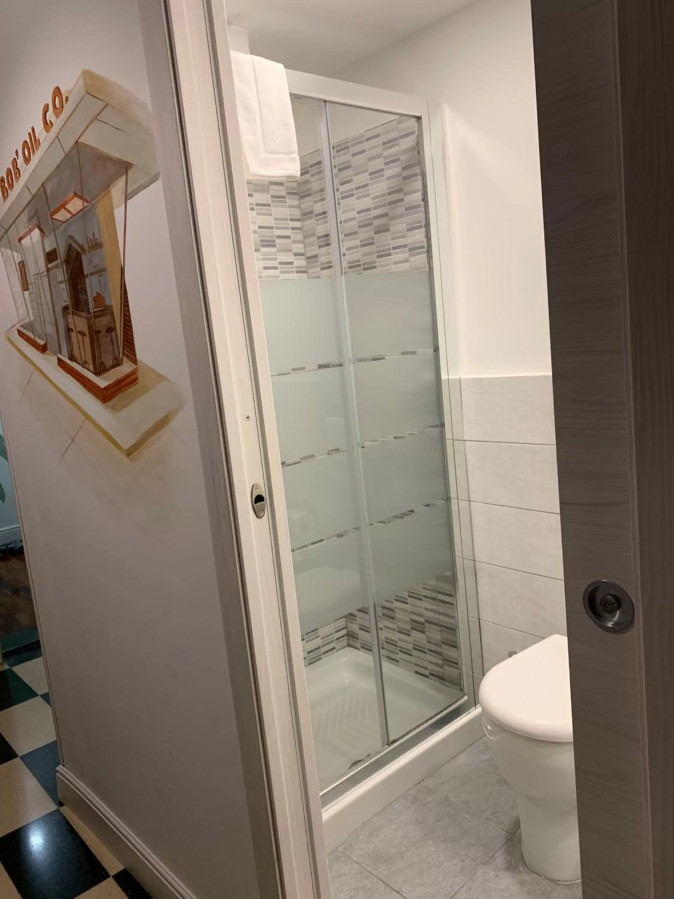 Bathroom in Giro nel mondo