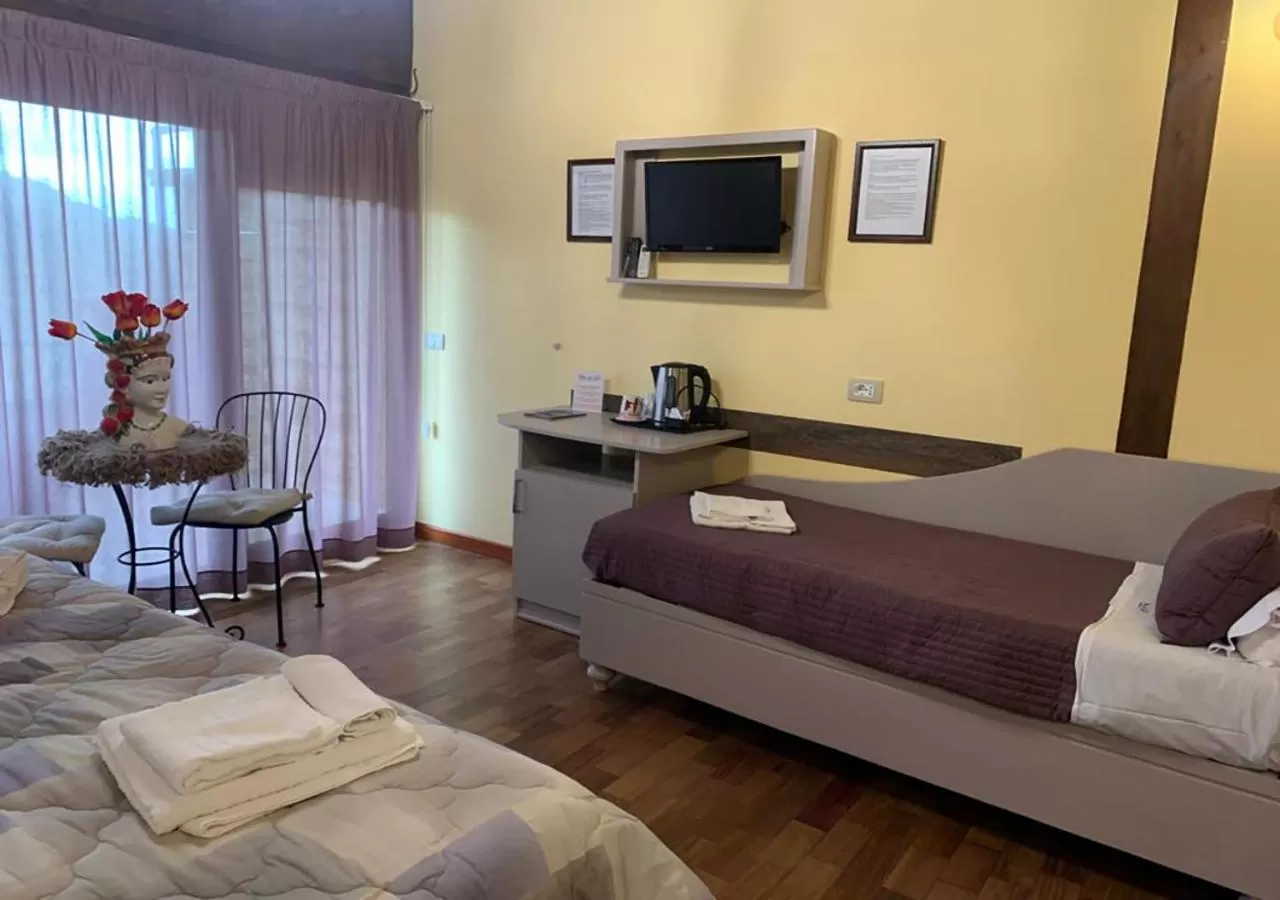 Photo of the whole room, Bed in B&B Villa del Sole Relais