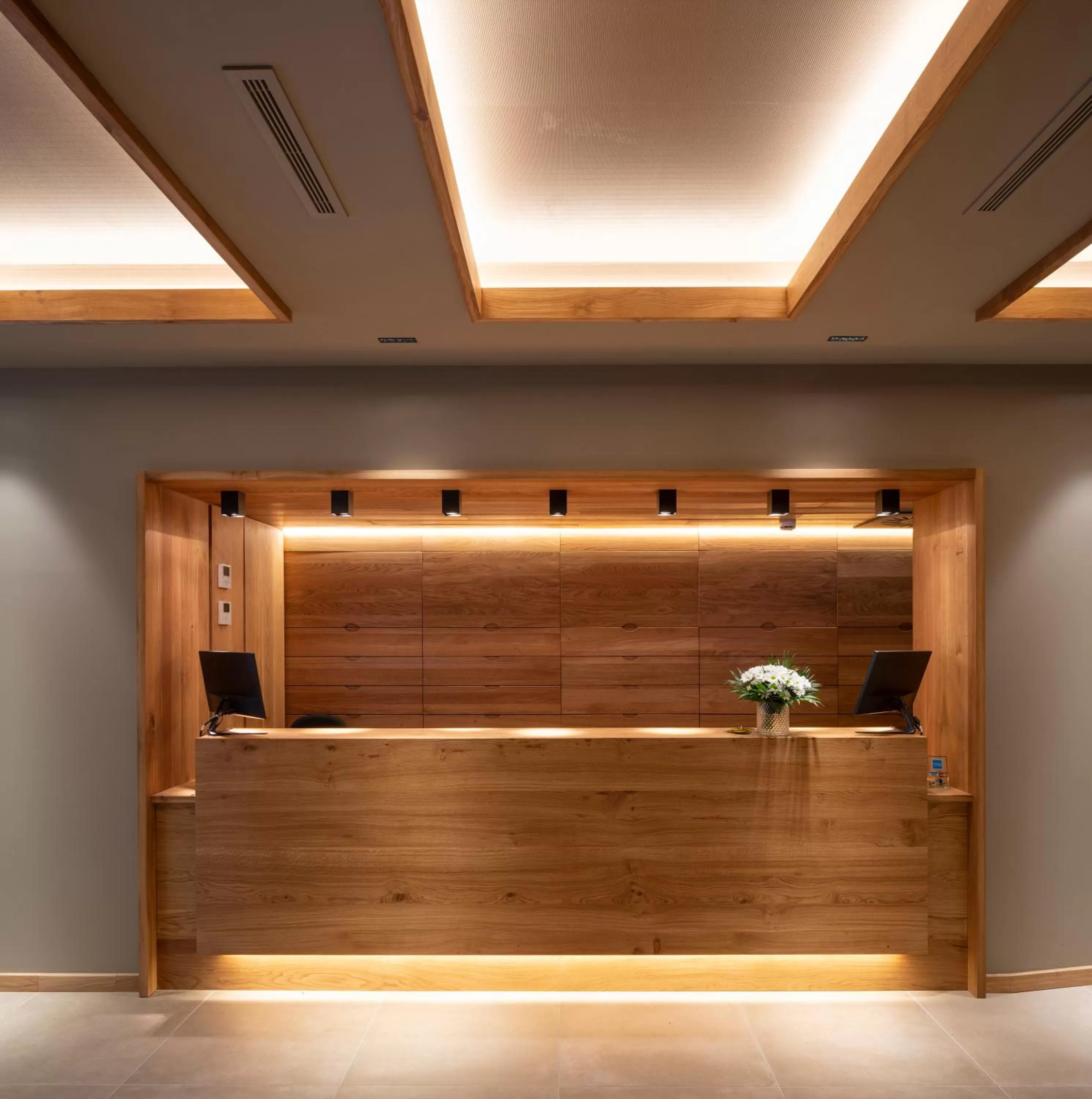 Lobby or reception in Hotel Ciudad de Logroño