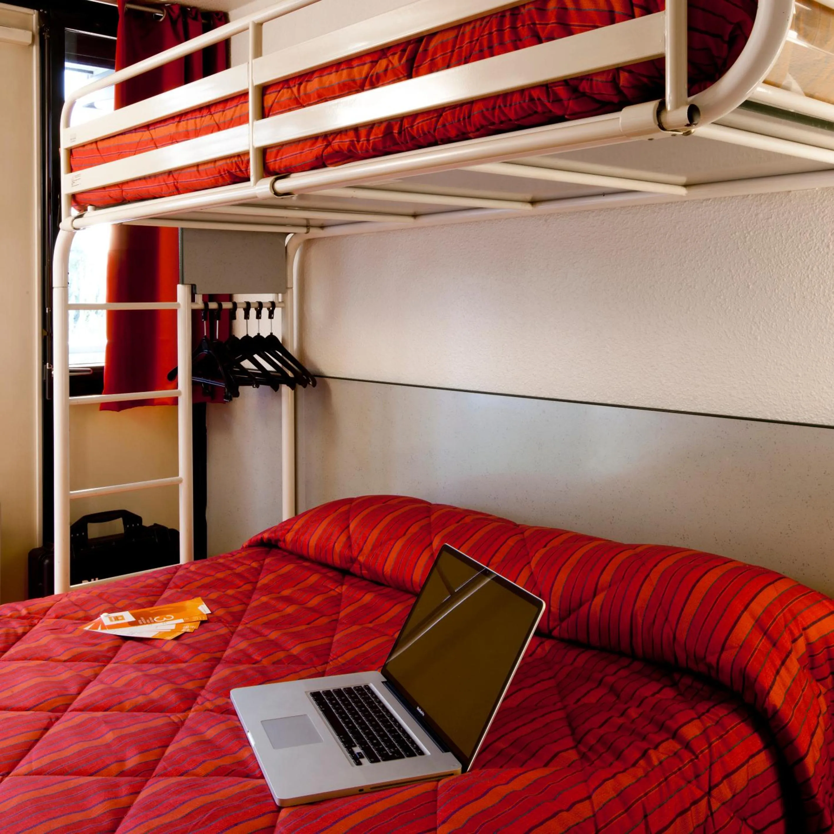 Bed in Premiere Classe Lyon Sud - Chasse Sur Rhône