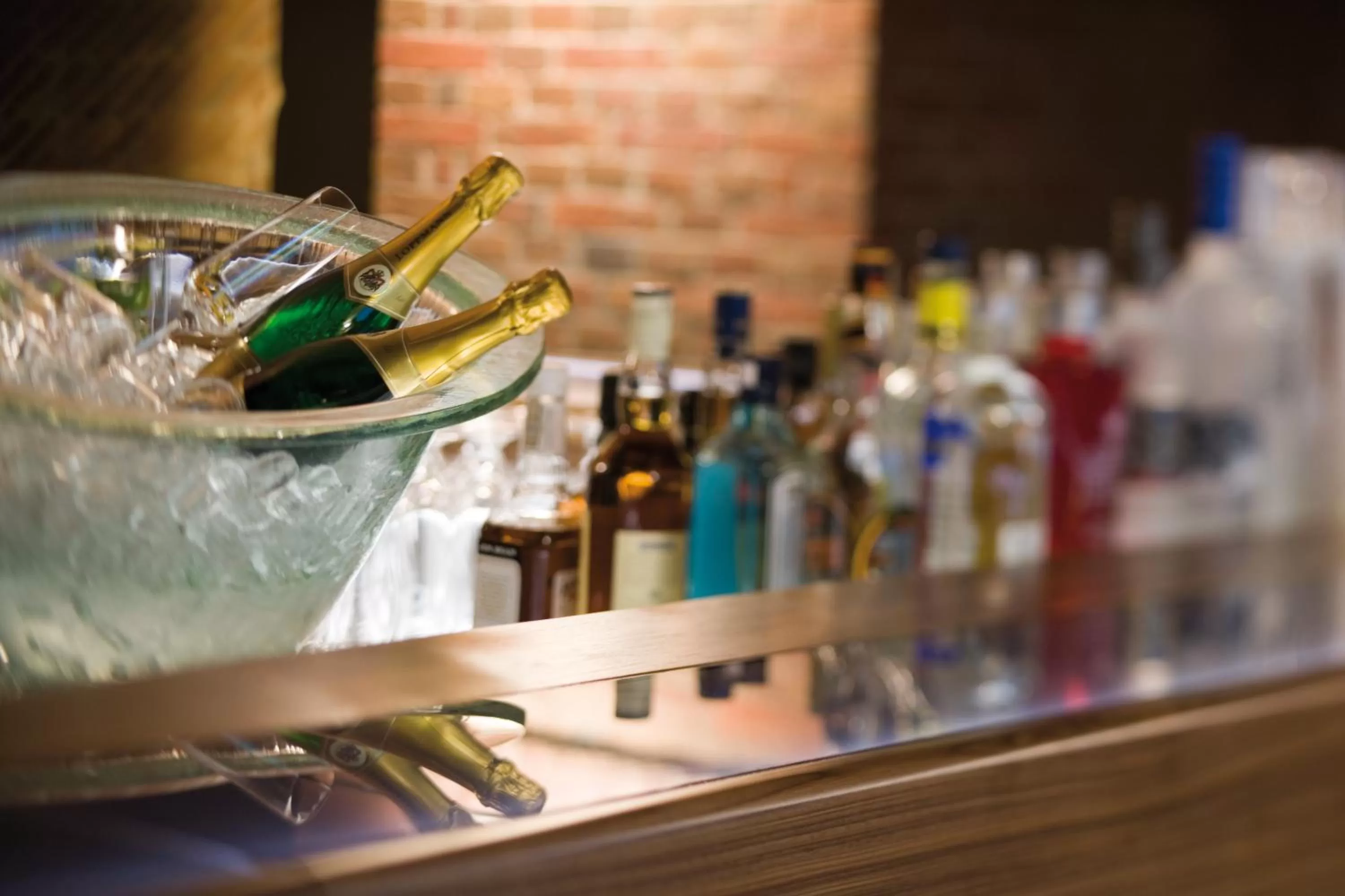 Lounge or bar in MÖVENPICK Hotel Hamburg City