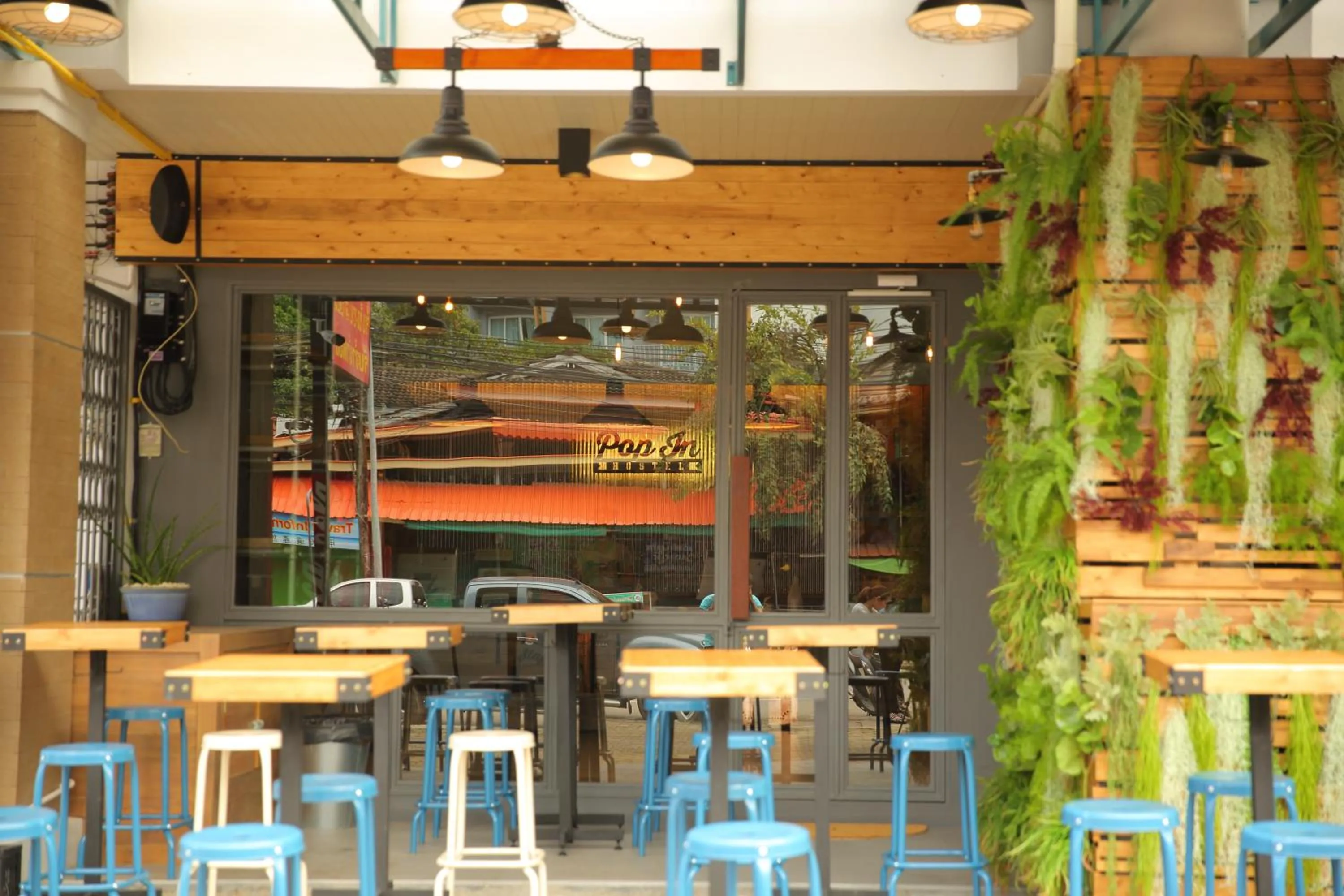 Restaurant/places to eat in Pop-In Aonang