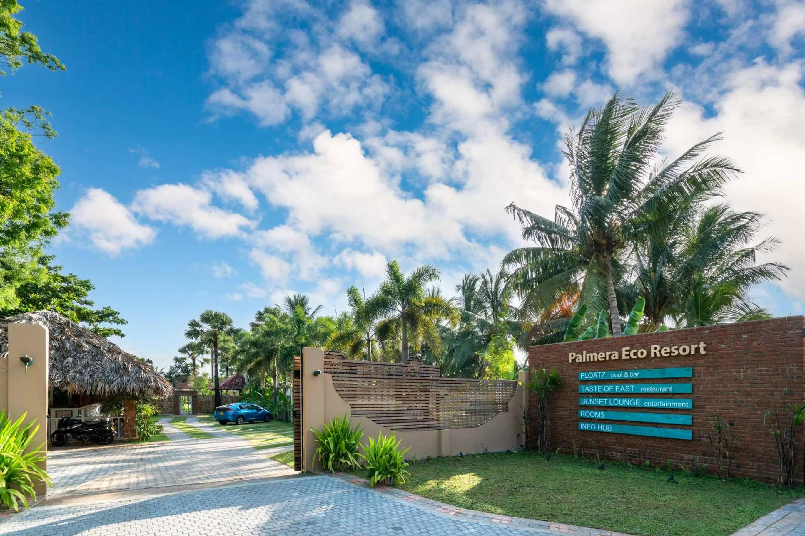 Facade/entrance in Palmera Eco Resorts Nilaveli