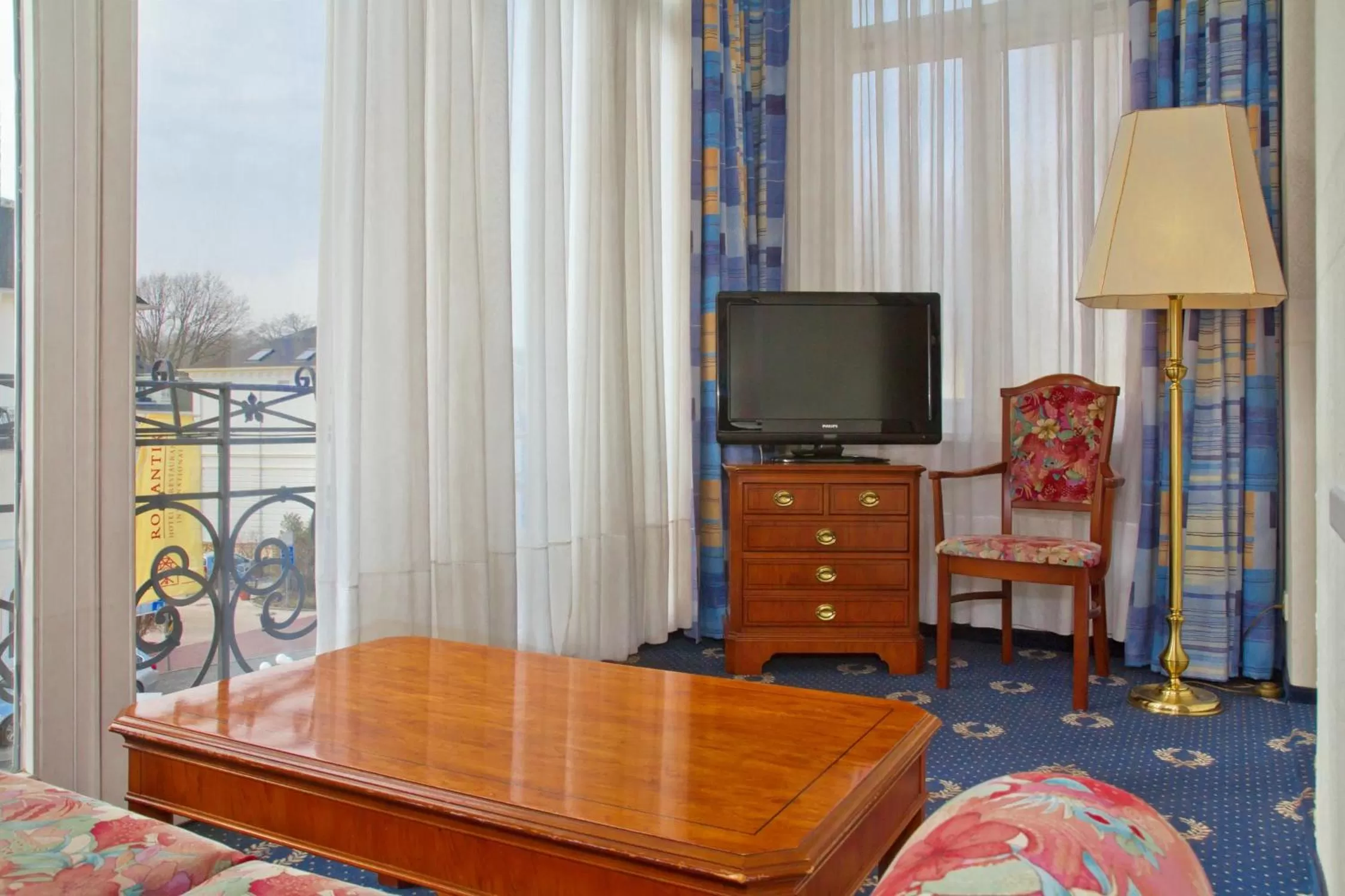 Photo of the whole room in SEETELHOTEL Villa Esplanade mit Aurora die zwei Villen als Rückzugsorte mit Stil, Genuss und Geschichte