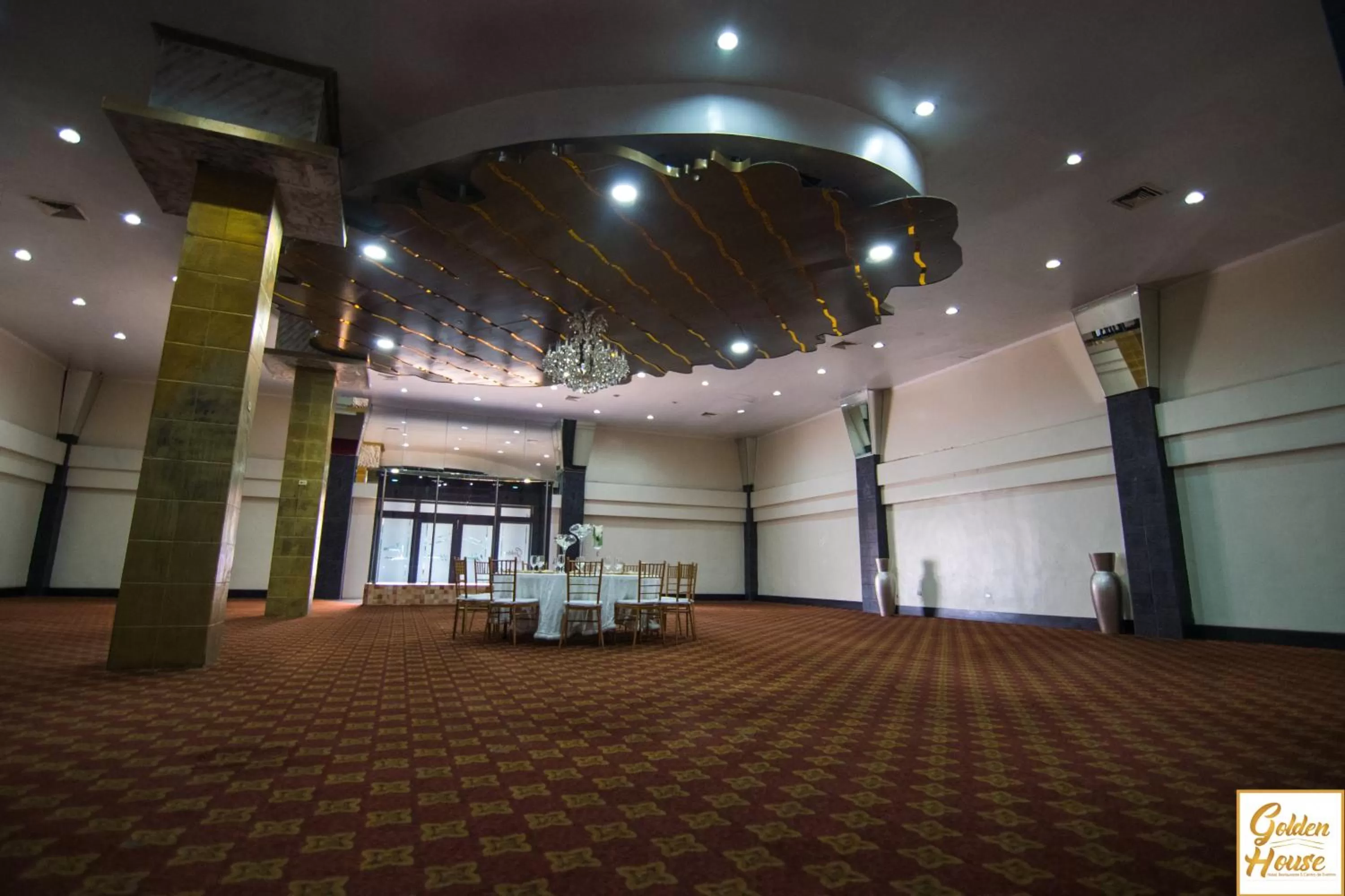 Meeting/conference room in Golden House Hotel & Convention Center