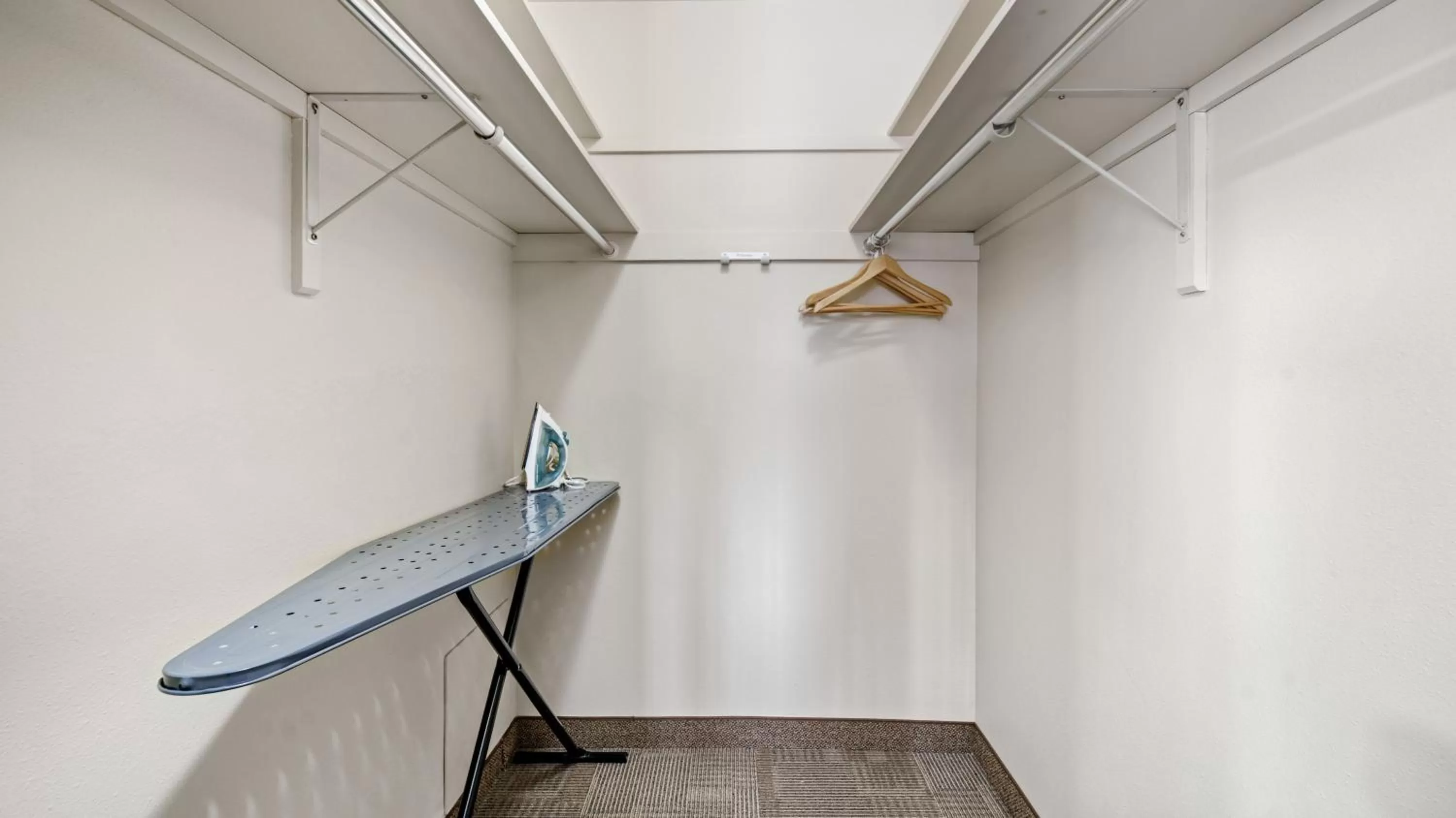 furniture in Clarion Hotel & Suites Fairbanks near Ft Wainwright