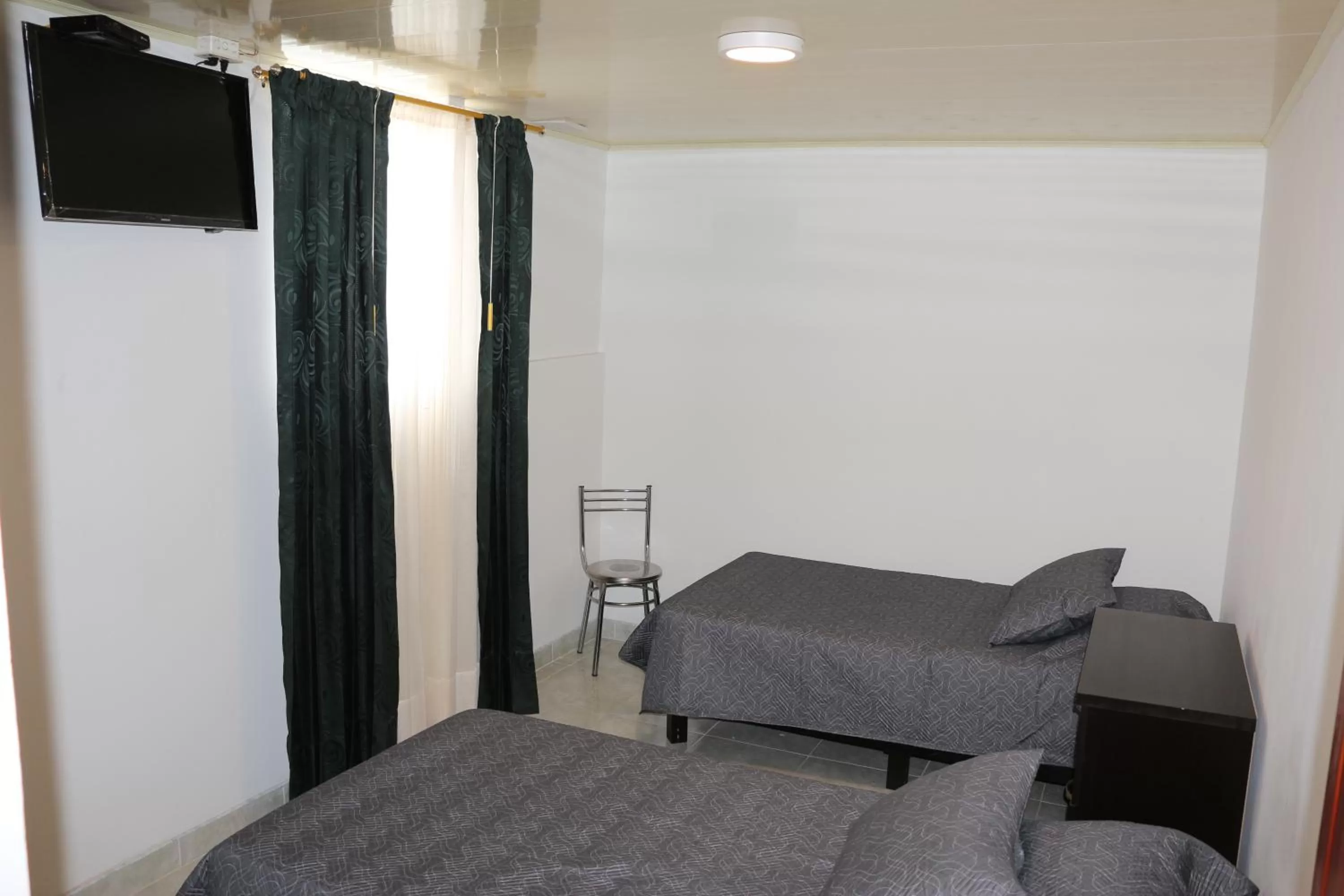 Photo of the whole room, Bed in Hotel Abadia