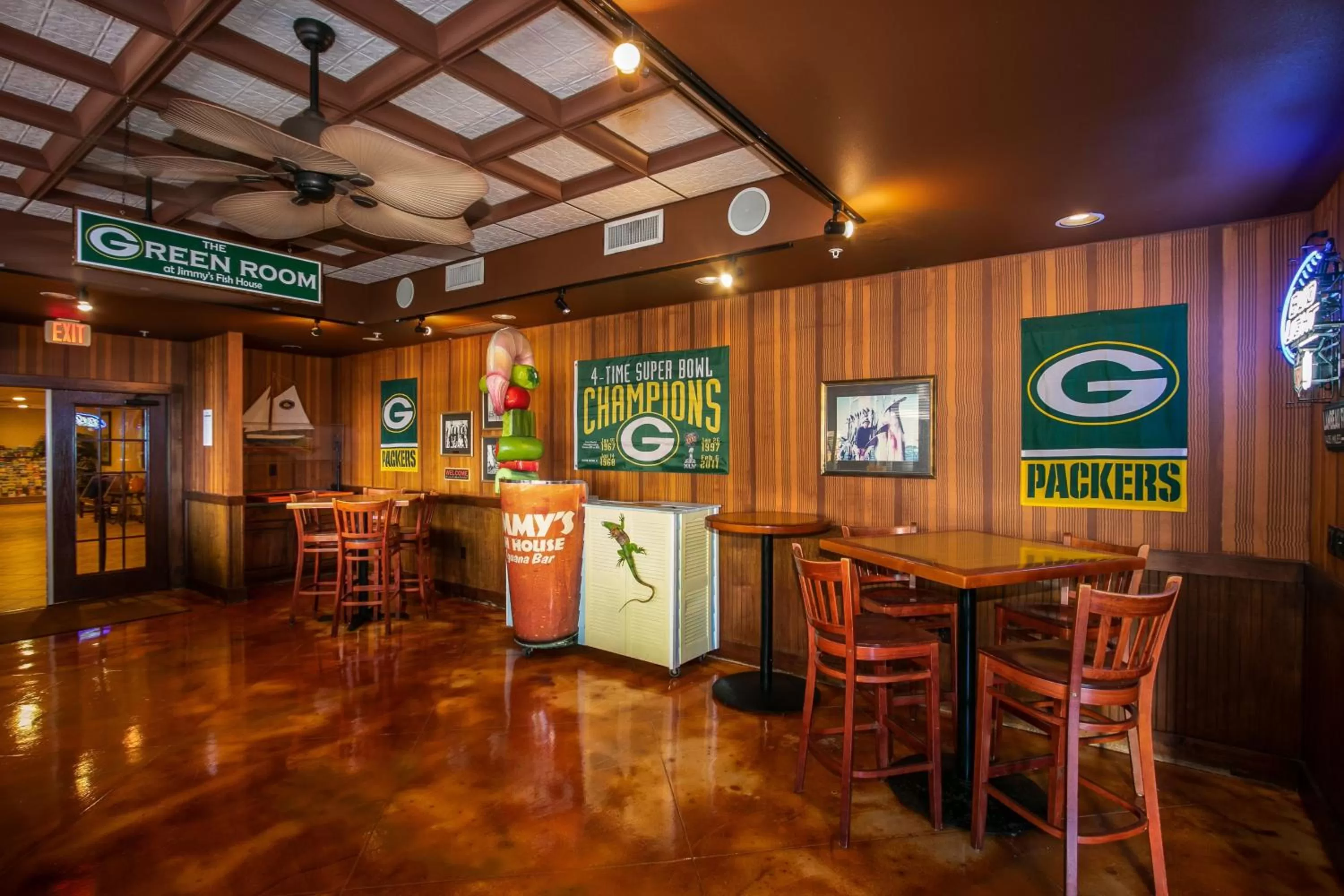 Restaurant/places to eat in Holiday Inn & Suites Clearwater Beach by IHG