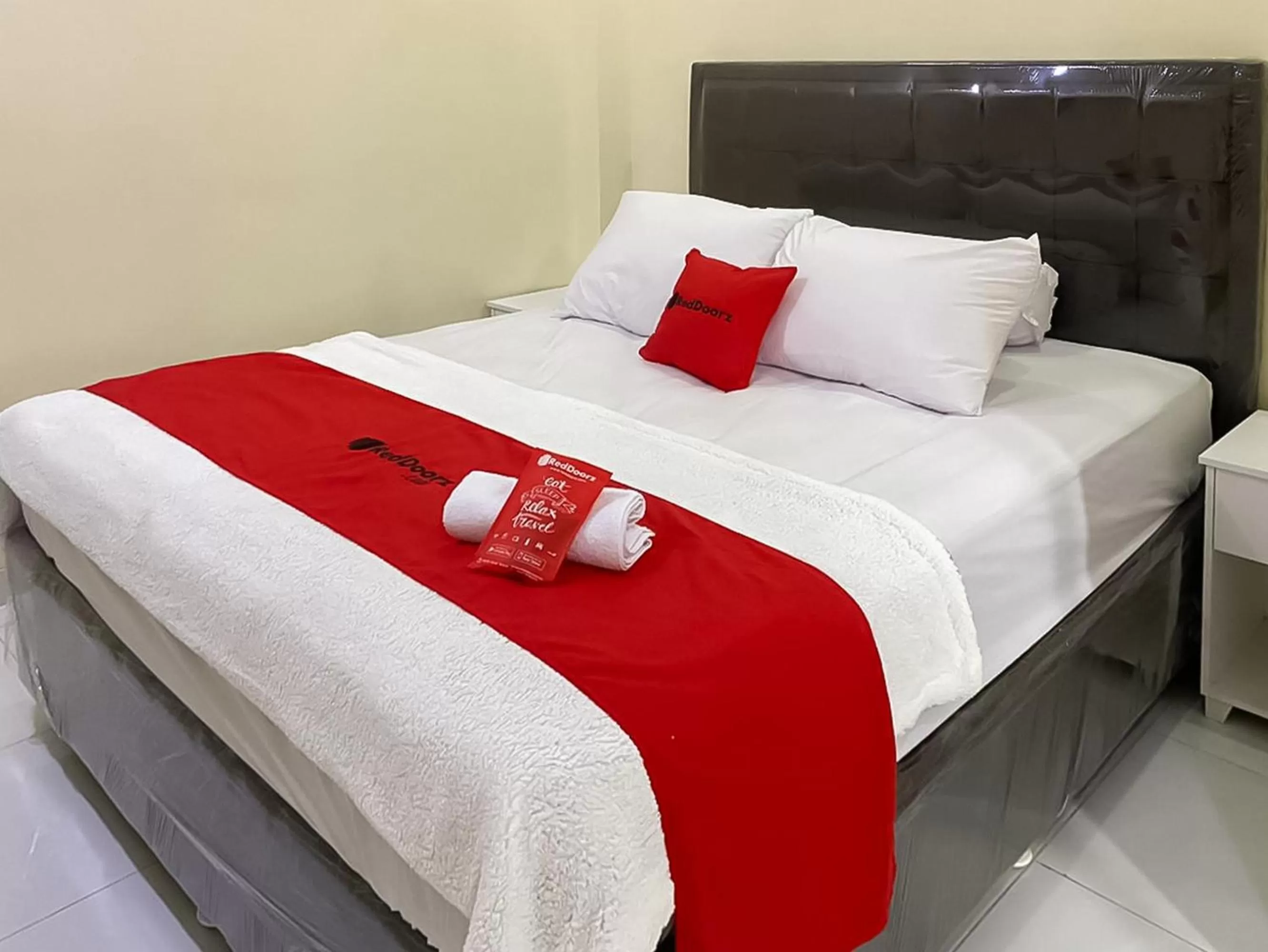 Bed in RedDoorz Syariah near PKOR Lampung