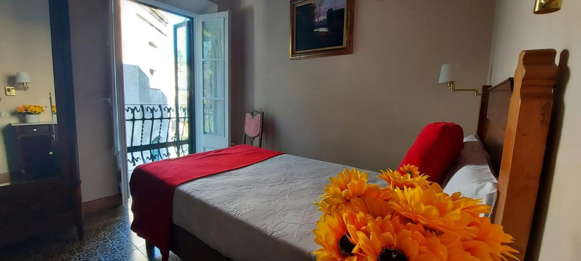 Bed in Hotel Noucentista