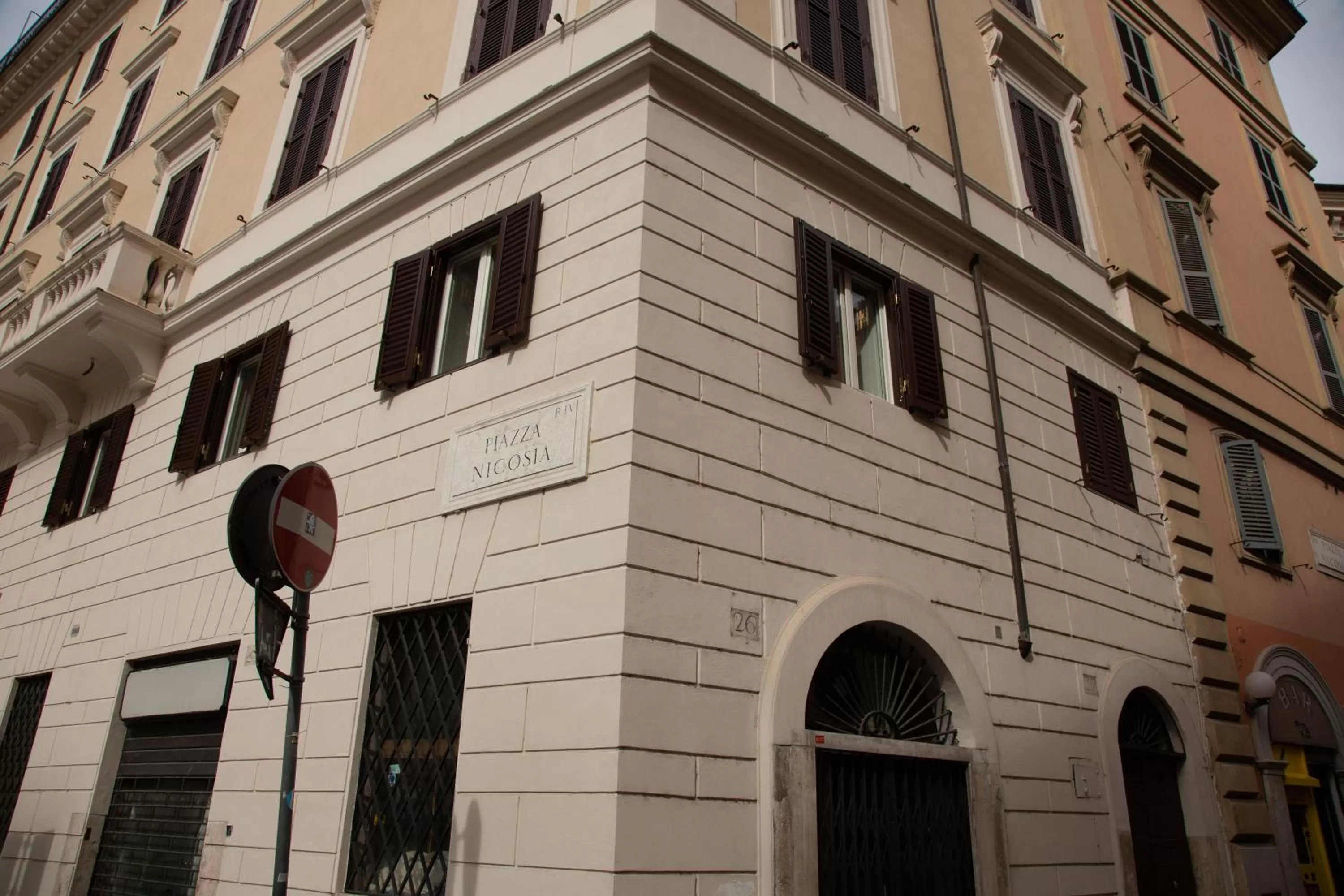 Property Building in Repetita Juvant