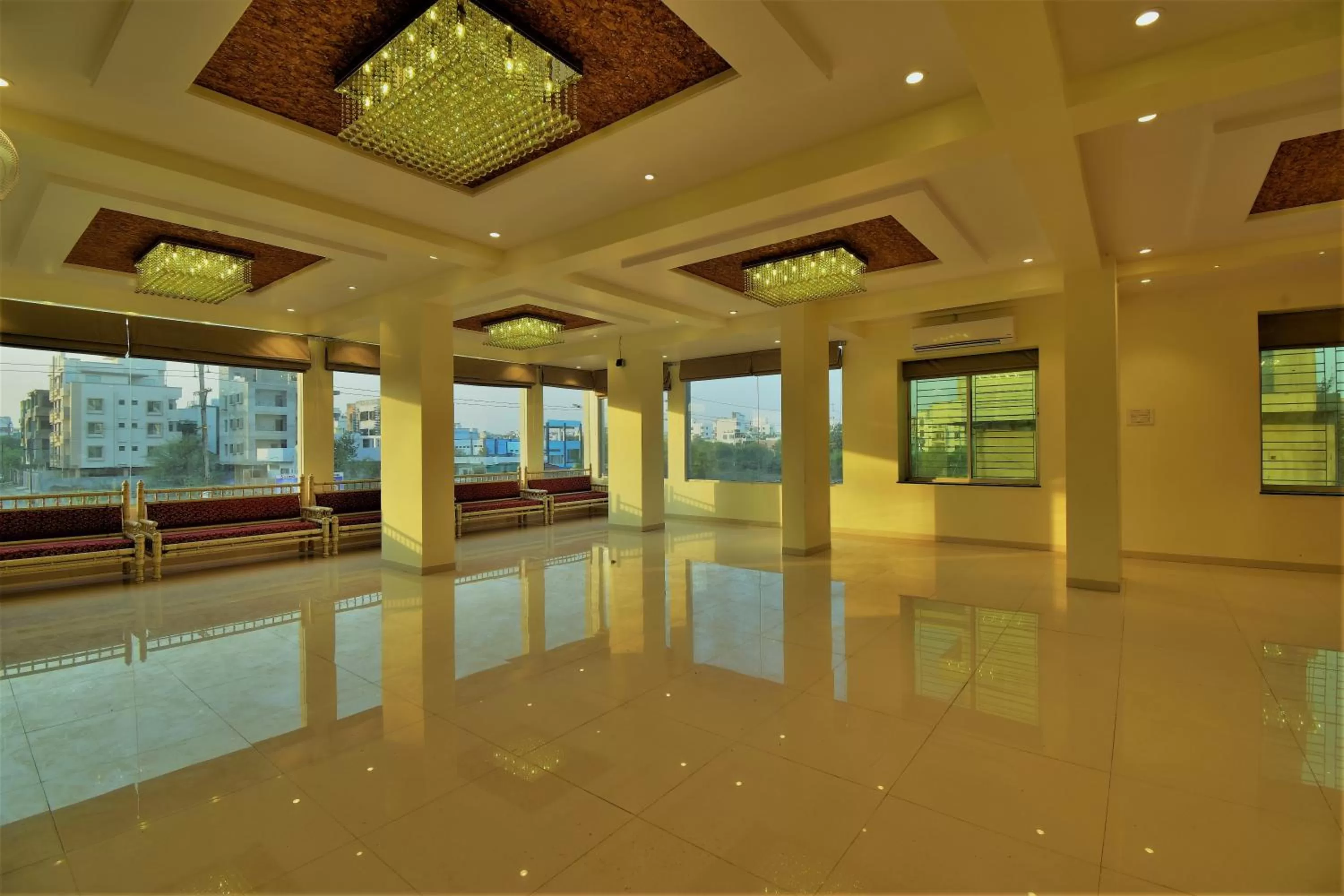 Banquet/Function facilities in Manomay Homes