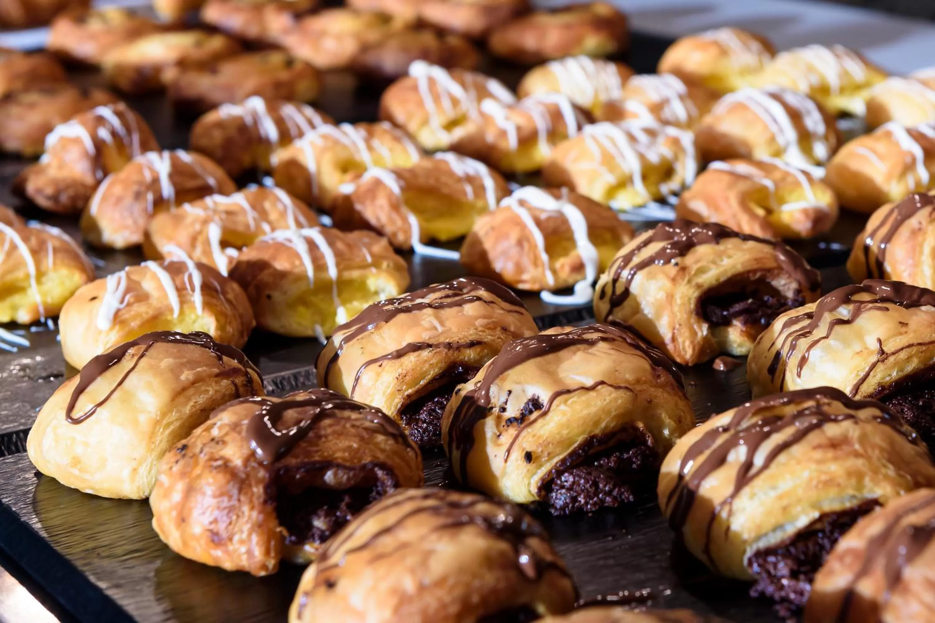 Buffet breakfast in Alcudia Garden Aparthotel