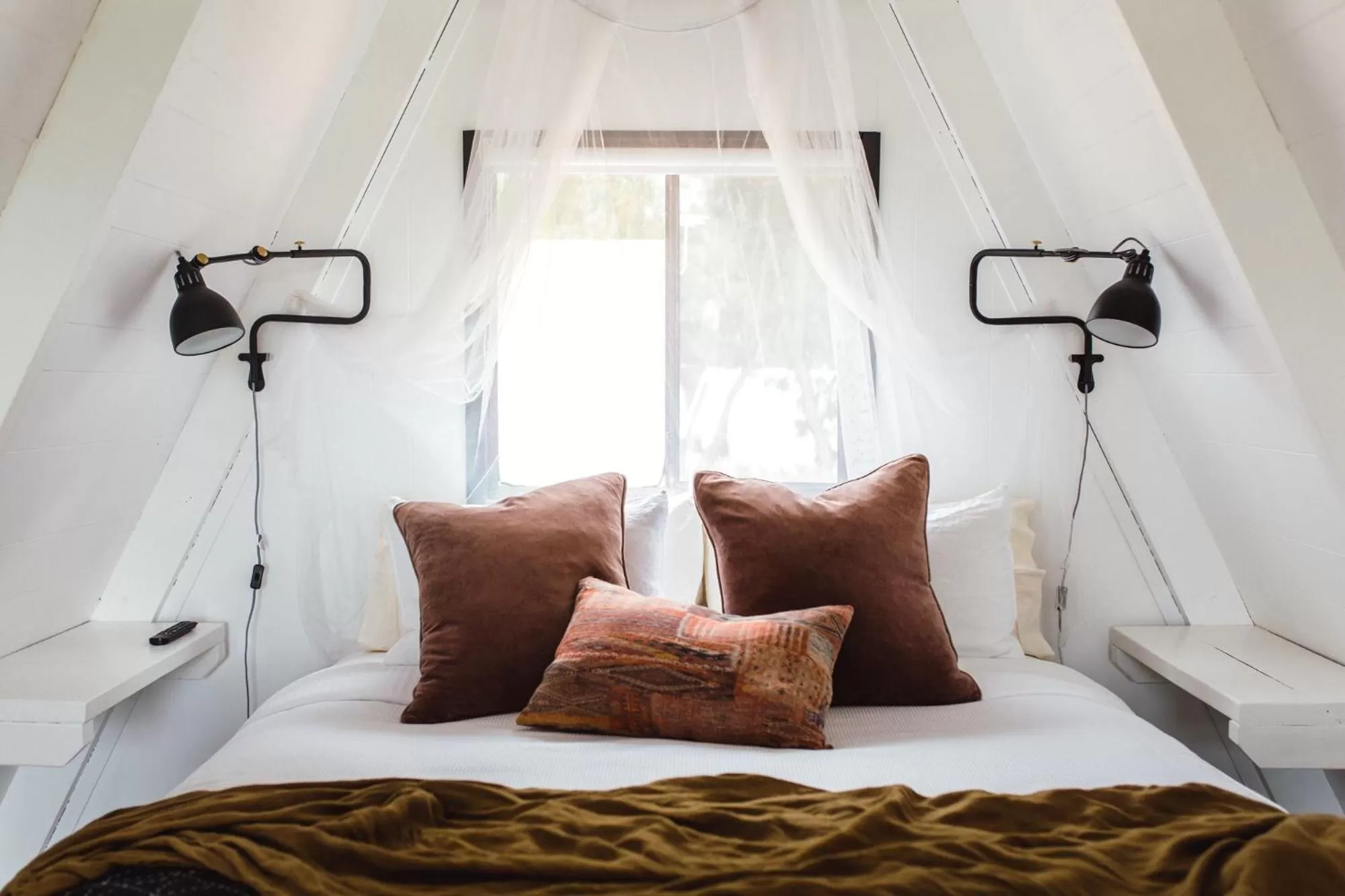 Bed in Esperance Chalet Village