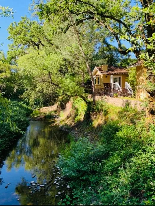 Glen Ellen Inn Secret Cottages