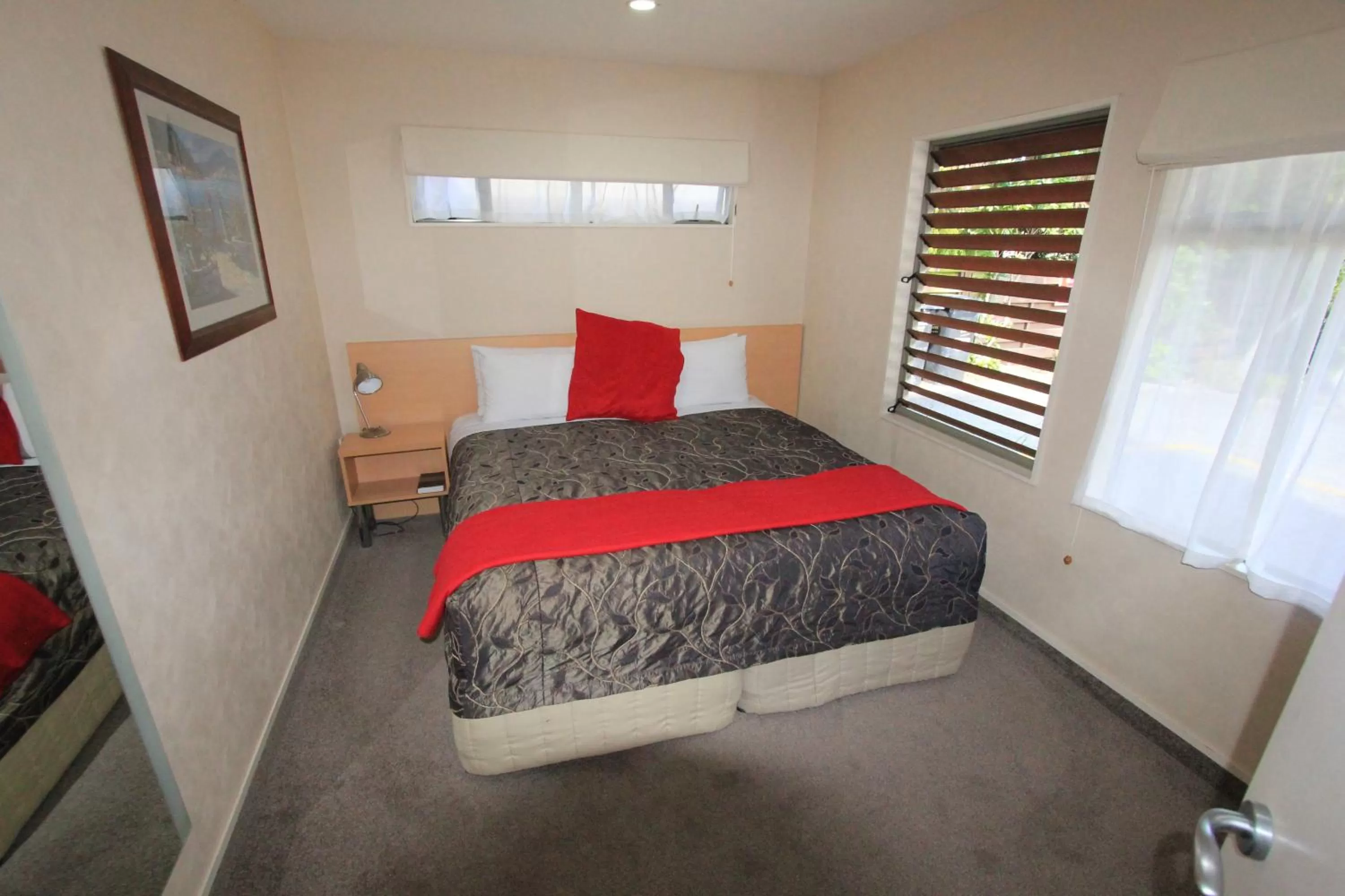Bedroom in Voyager Apartments Taupo