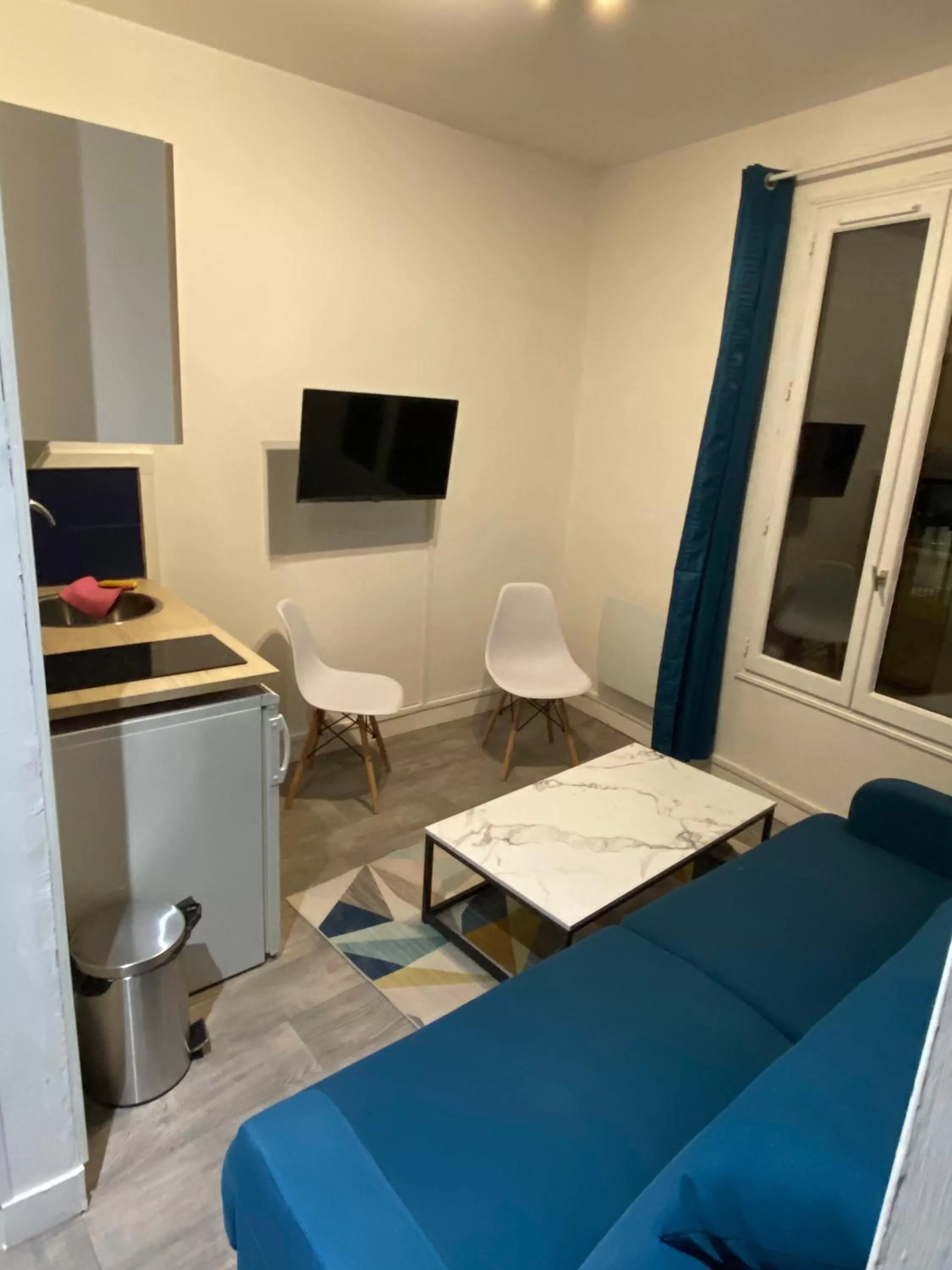 Bed in Lh Rooms Location