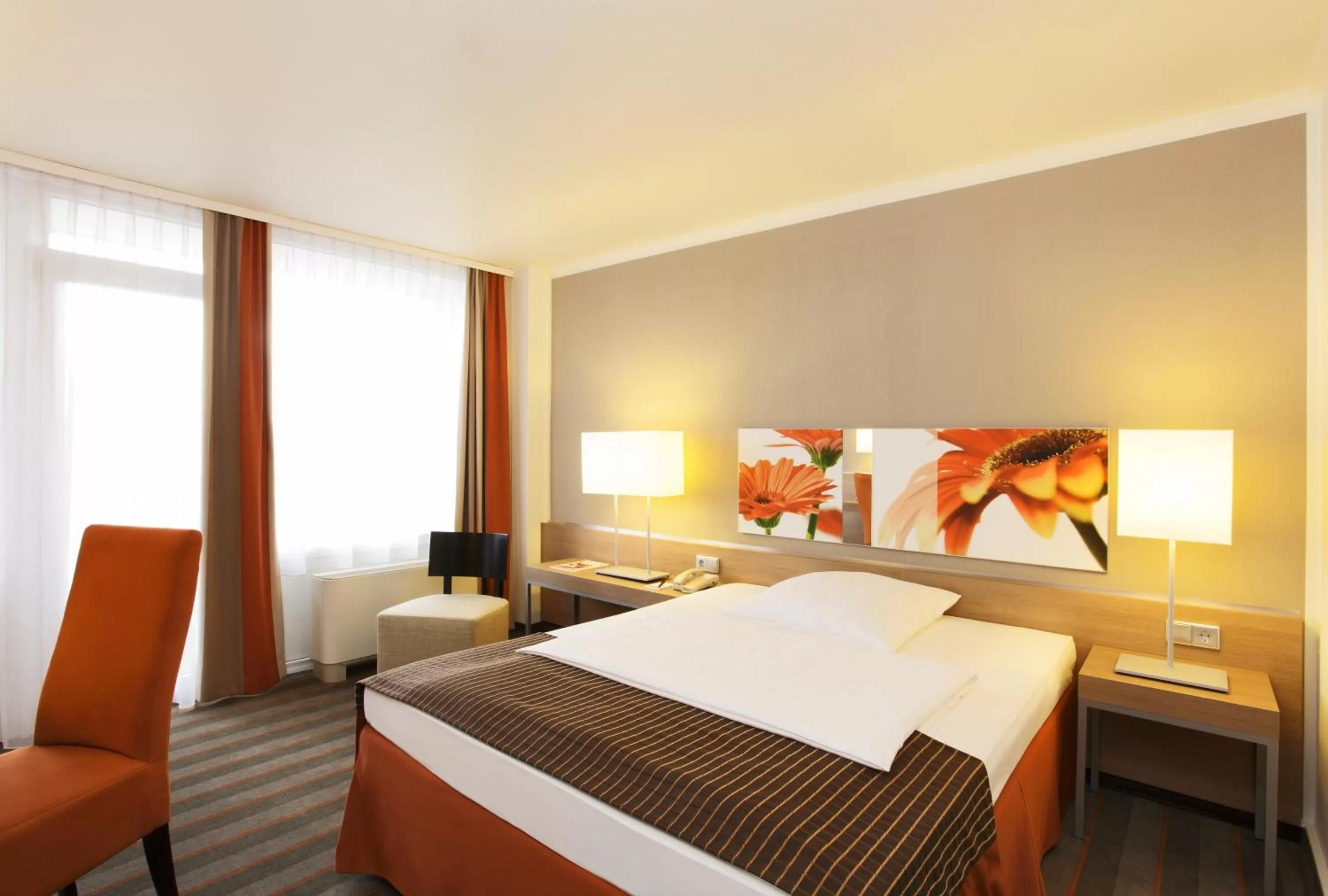 Bedroom, Bed in SOALTEE Hotel by Trip Inn Frankfurt Messe Tagungshotel