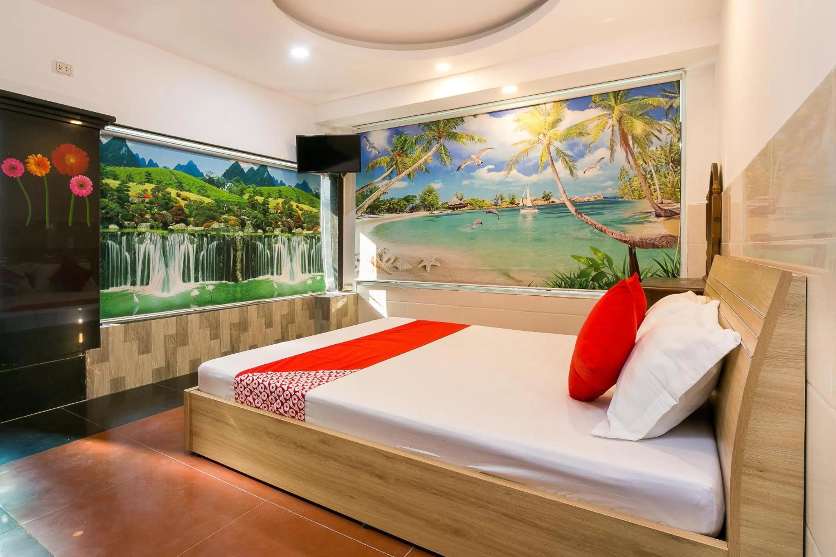 Bedroom, Bed in Song Xanh Hotel near SECC - FV