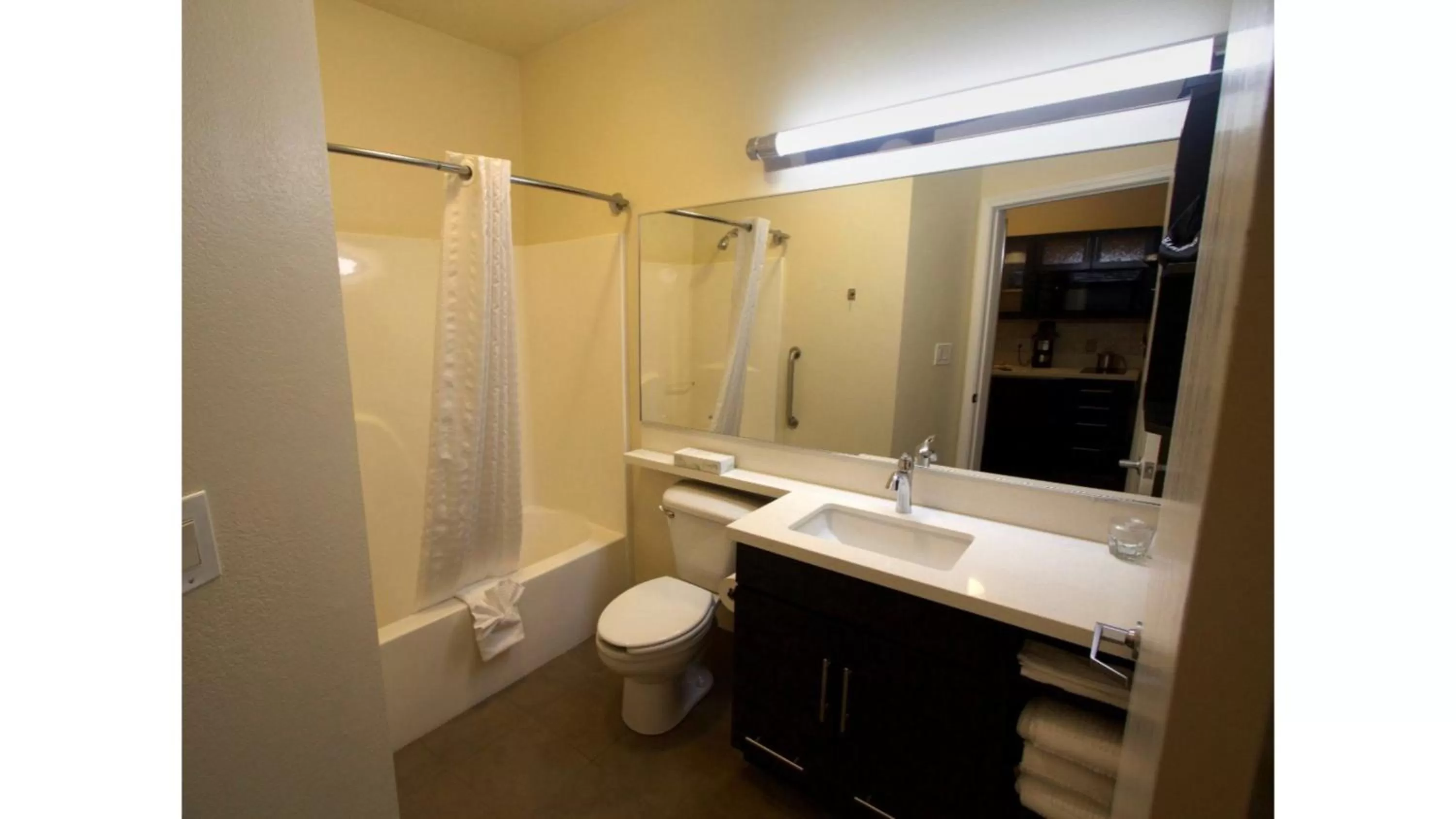 Bathroom in Candlewood Suites West Little Rock by IHG