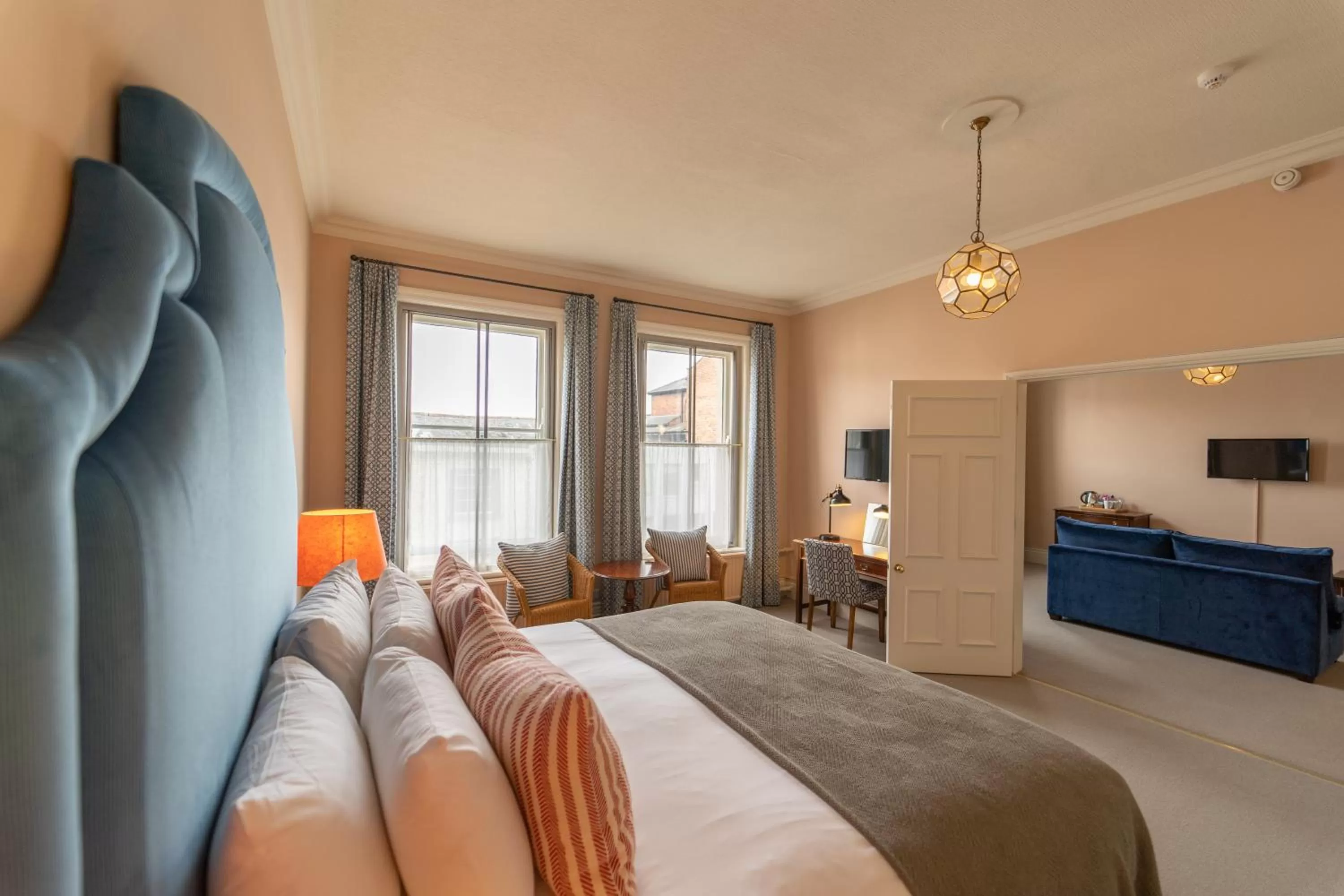 Bed in The Green Dragon Hotel