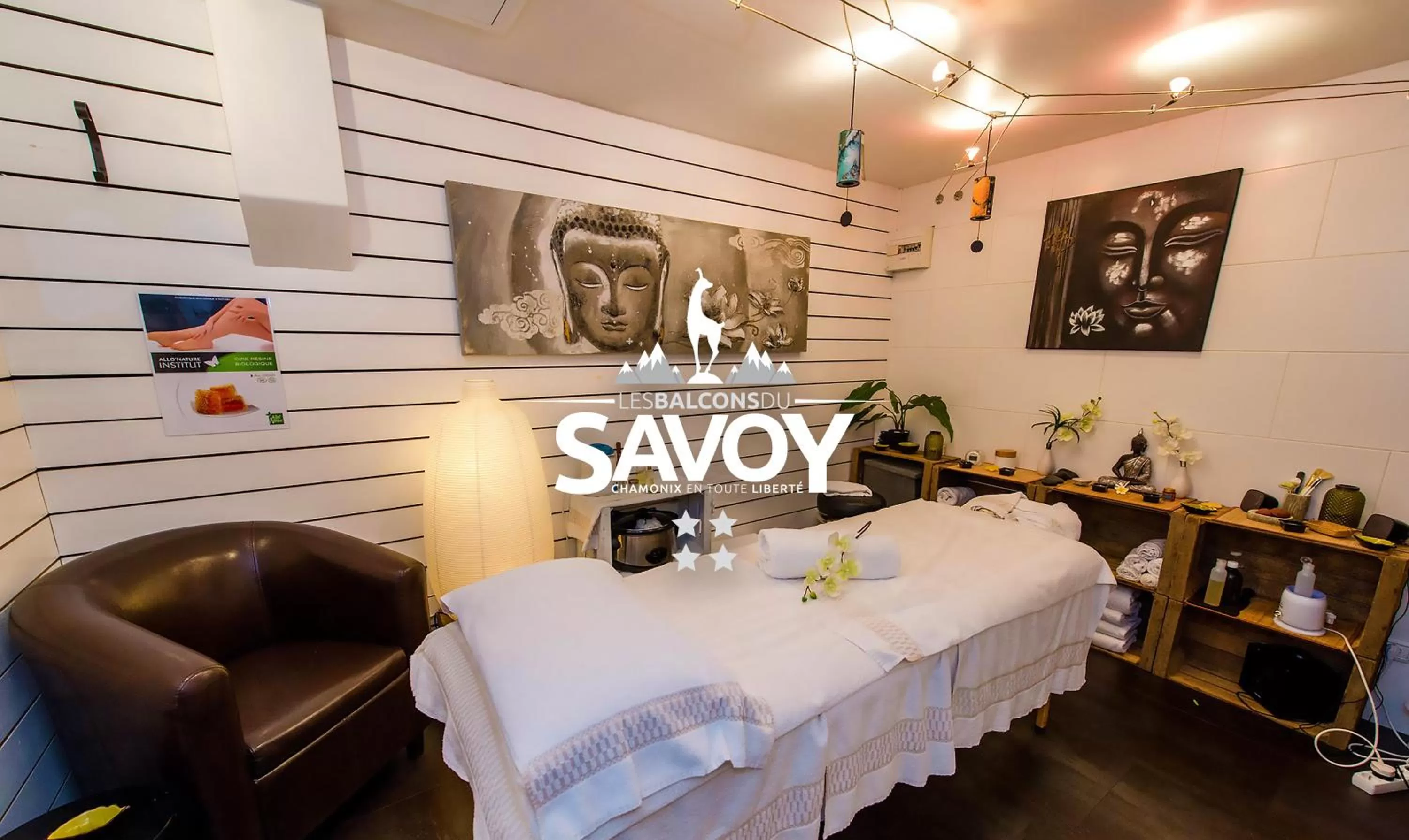 Massage in Les Balcons du Savoy