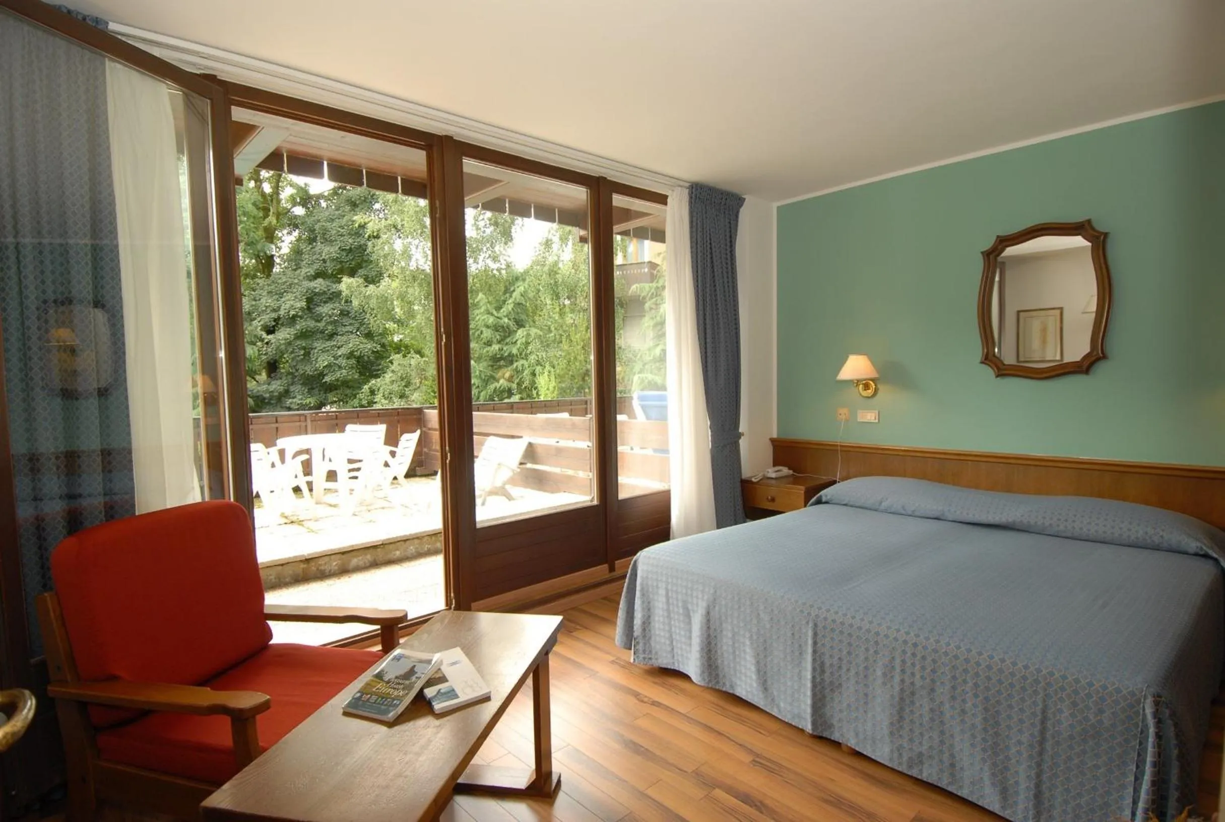 Photo of the whole room, Bed in Hotel Baita Clementi