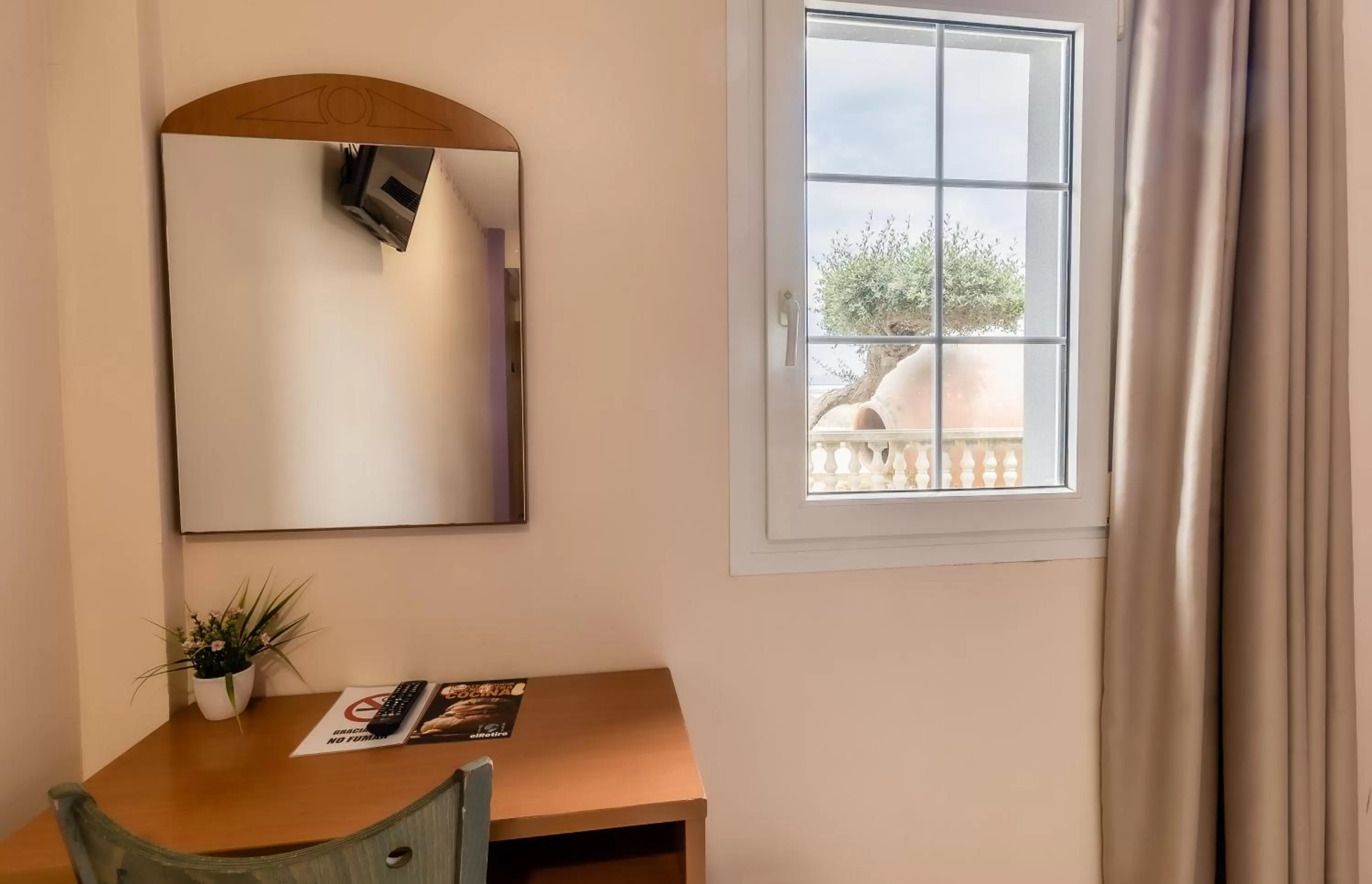 Seating area in Hotelet elRetiro