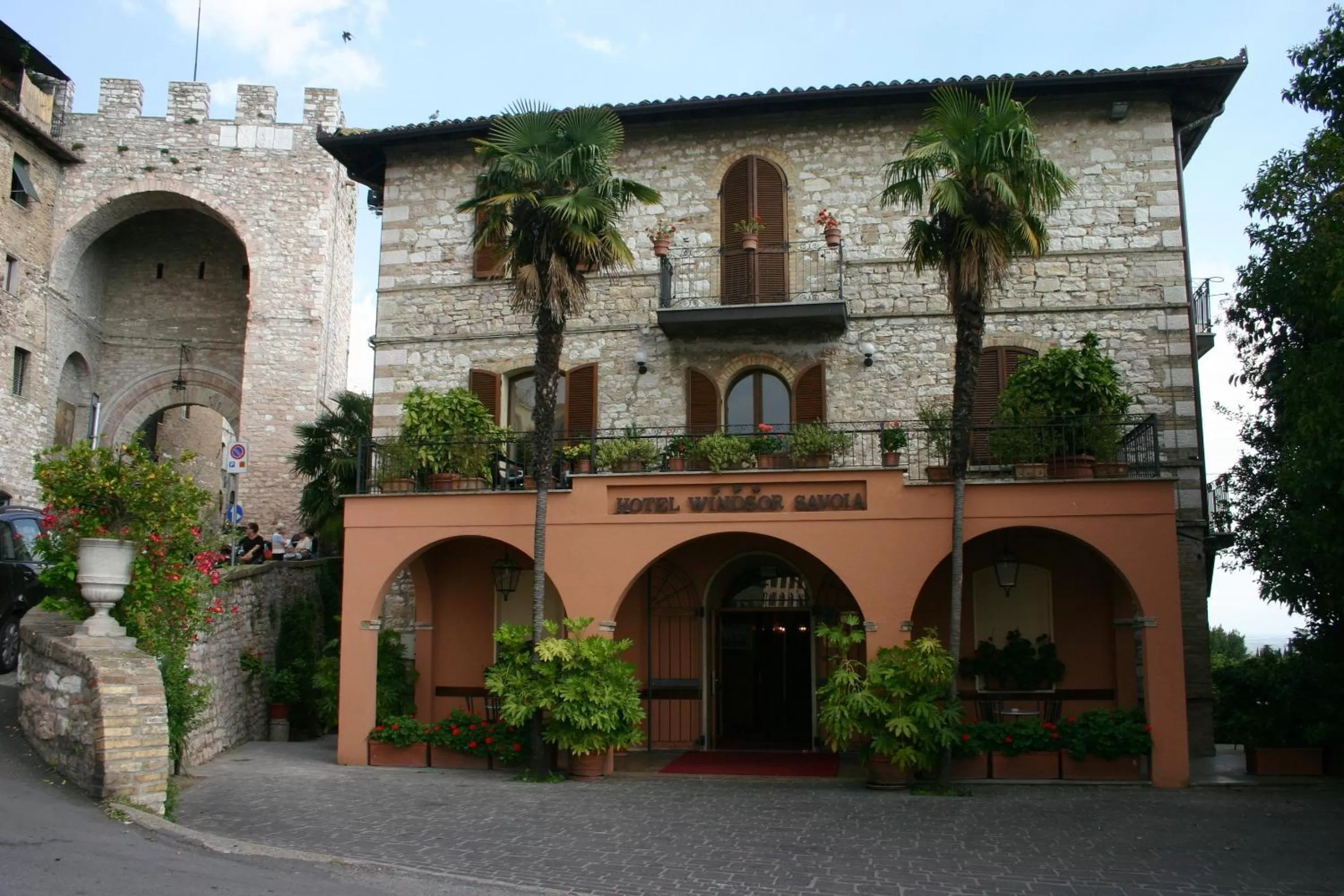 Facade/entrance in Hotel Windsor Savoia