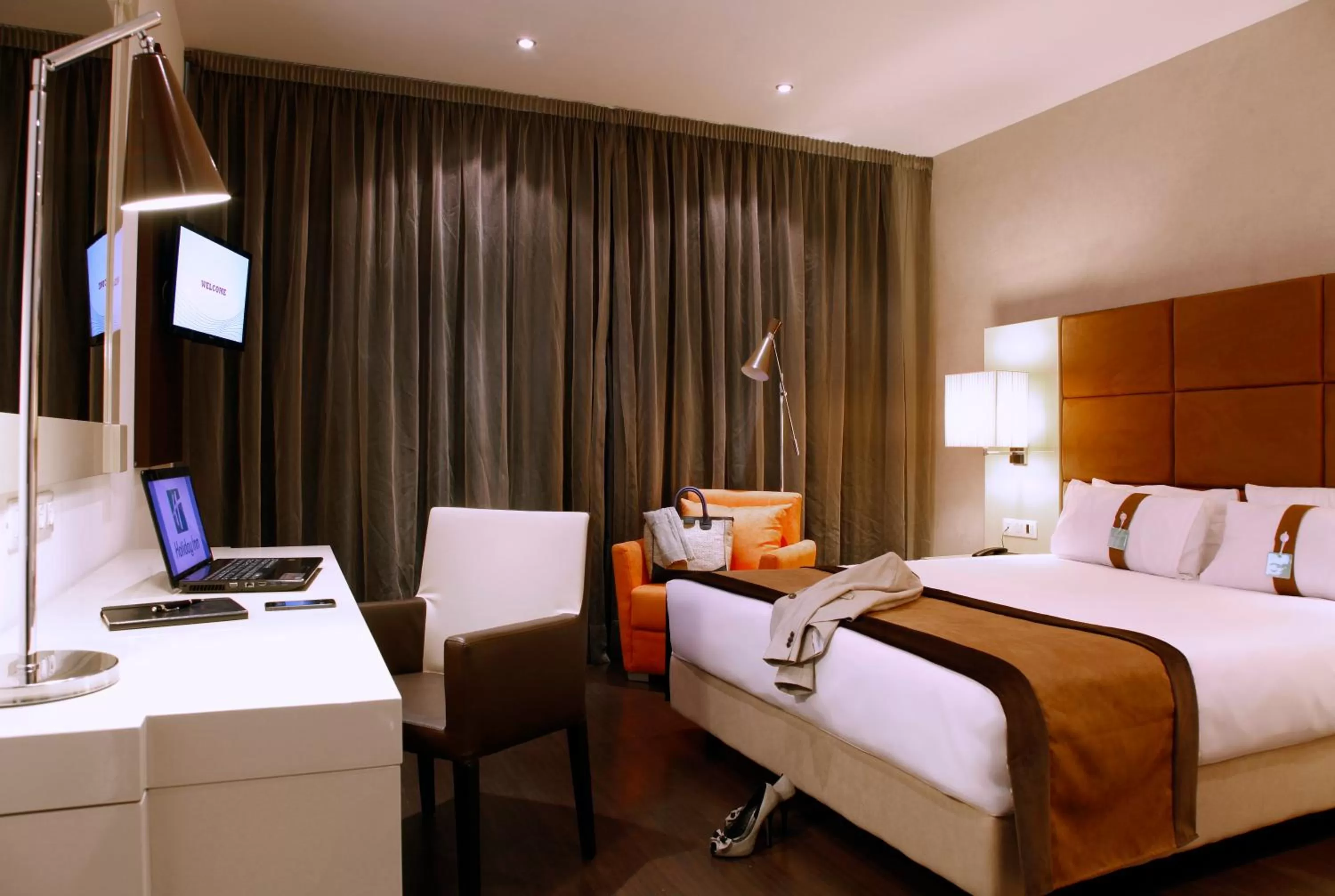 Photo of the whole room, Bed in Holiday Inn Madrid - Las Tablas by IHG