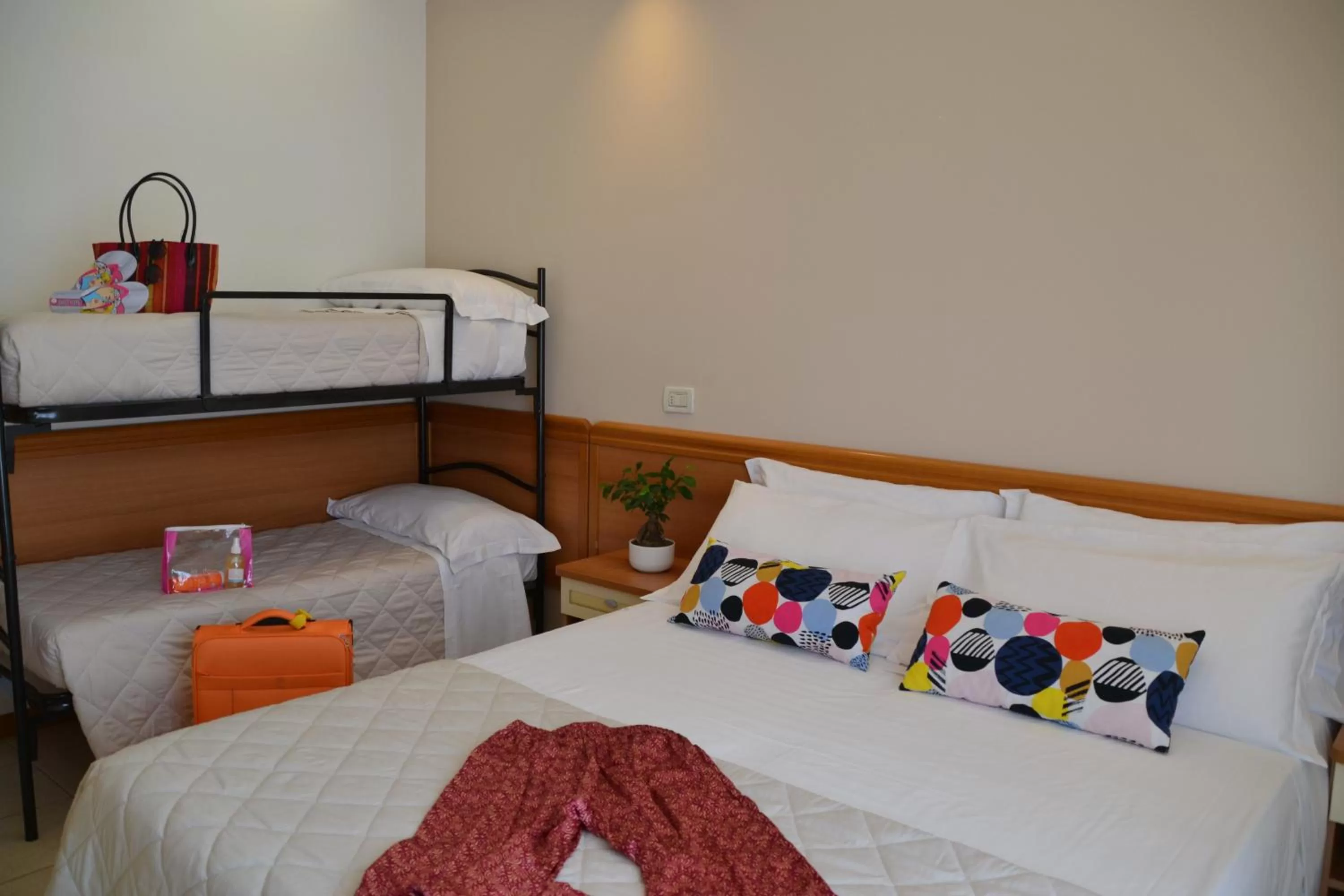 Bed in Hotel Apogeo - Breakfast Experience