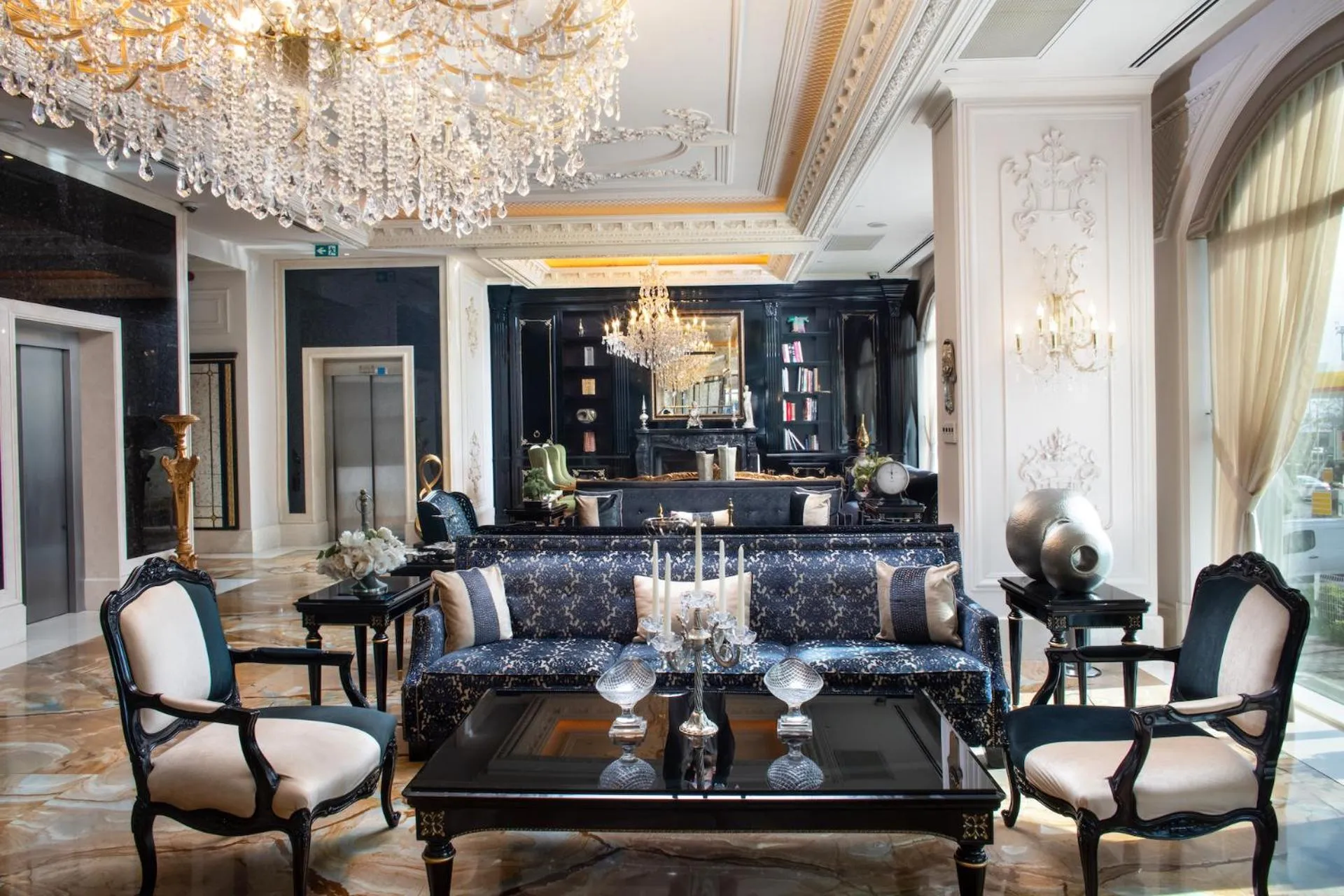 Lobby or reception in The Time Hotel Marina