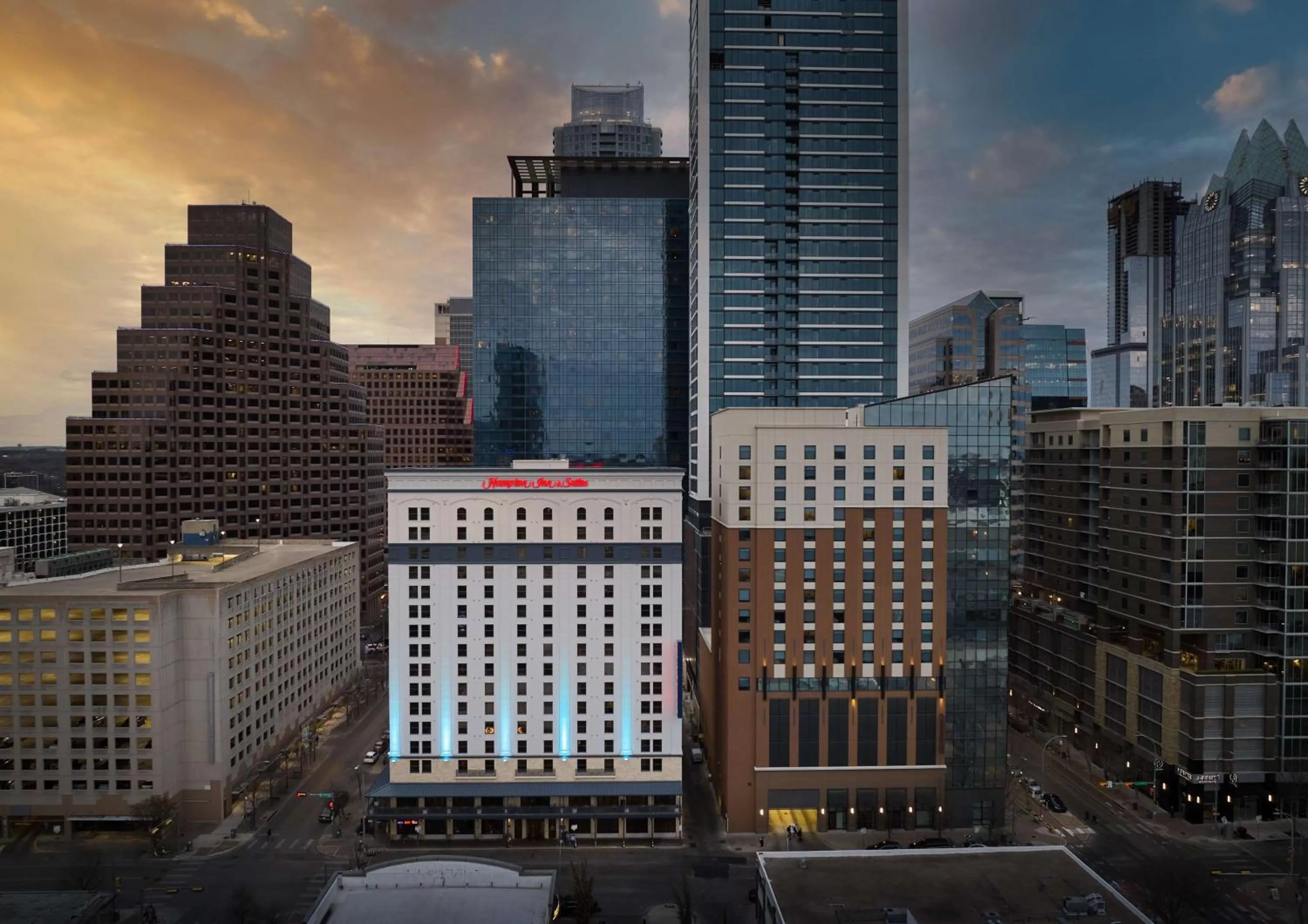 Property building in Hampton Inn & Suites Austin - Downtown