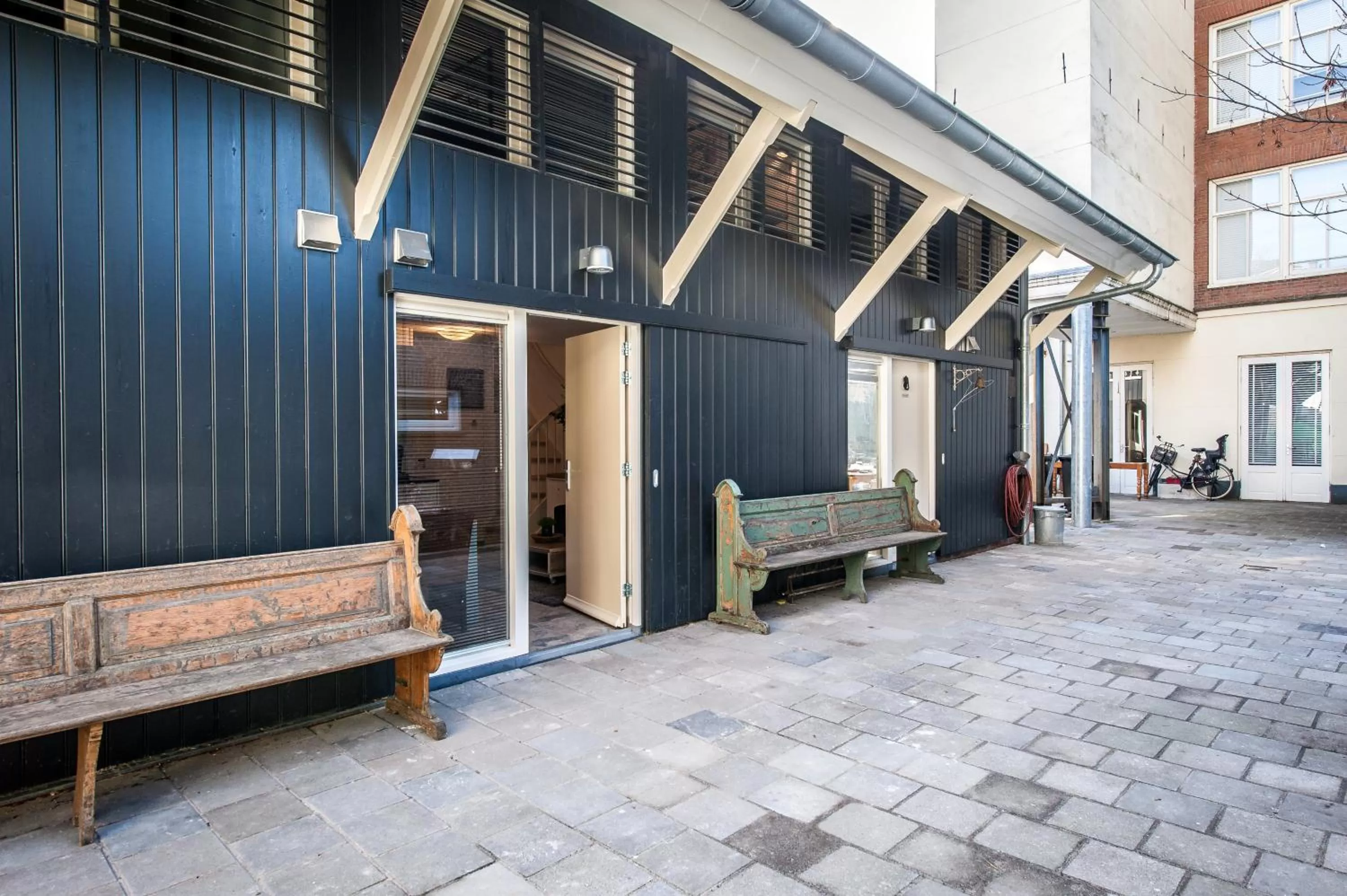 Facade/entrance in Plantage Garden Apartments