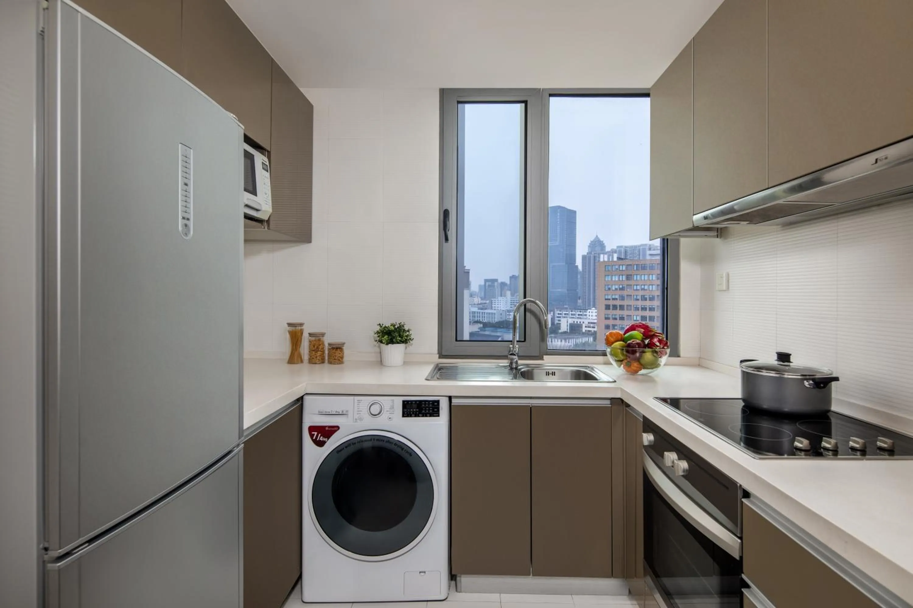 Kitchen or kitchenette in Somerset Emerald City Suzhou