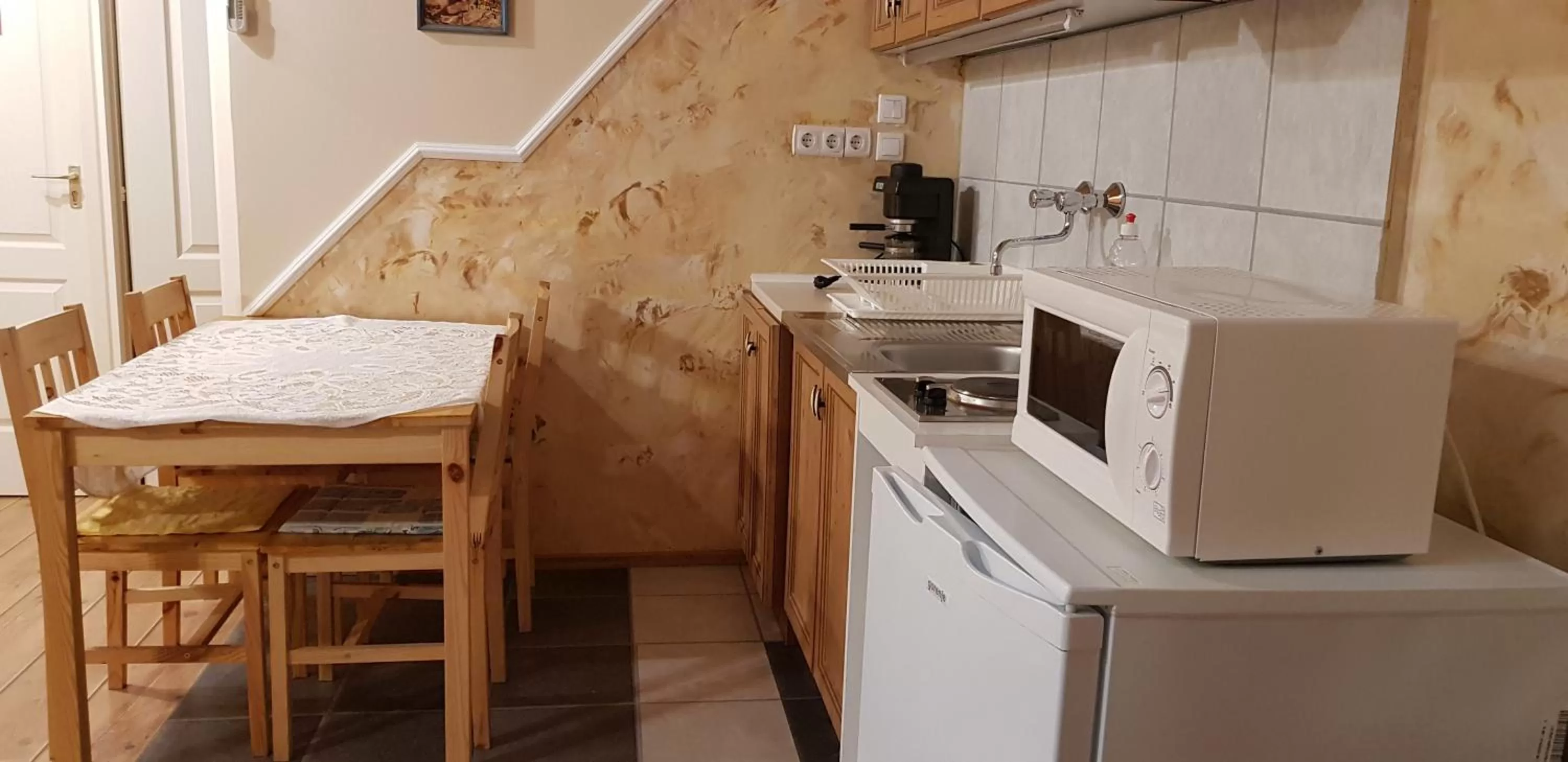 Central Panzió Gyula