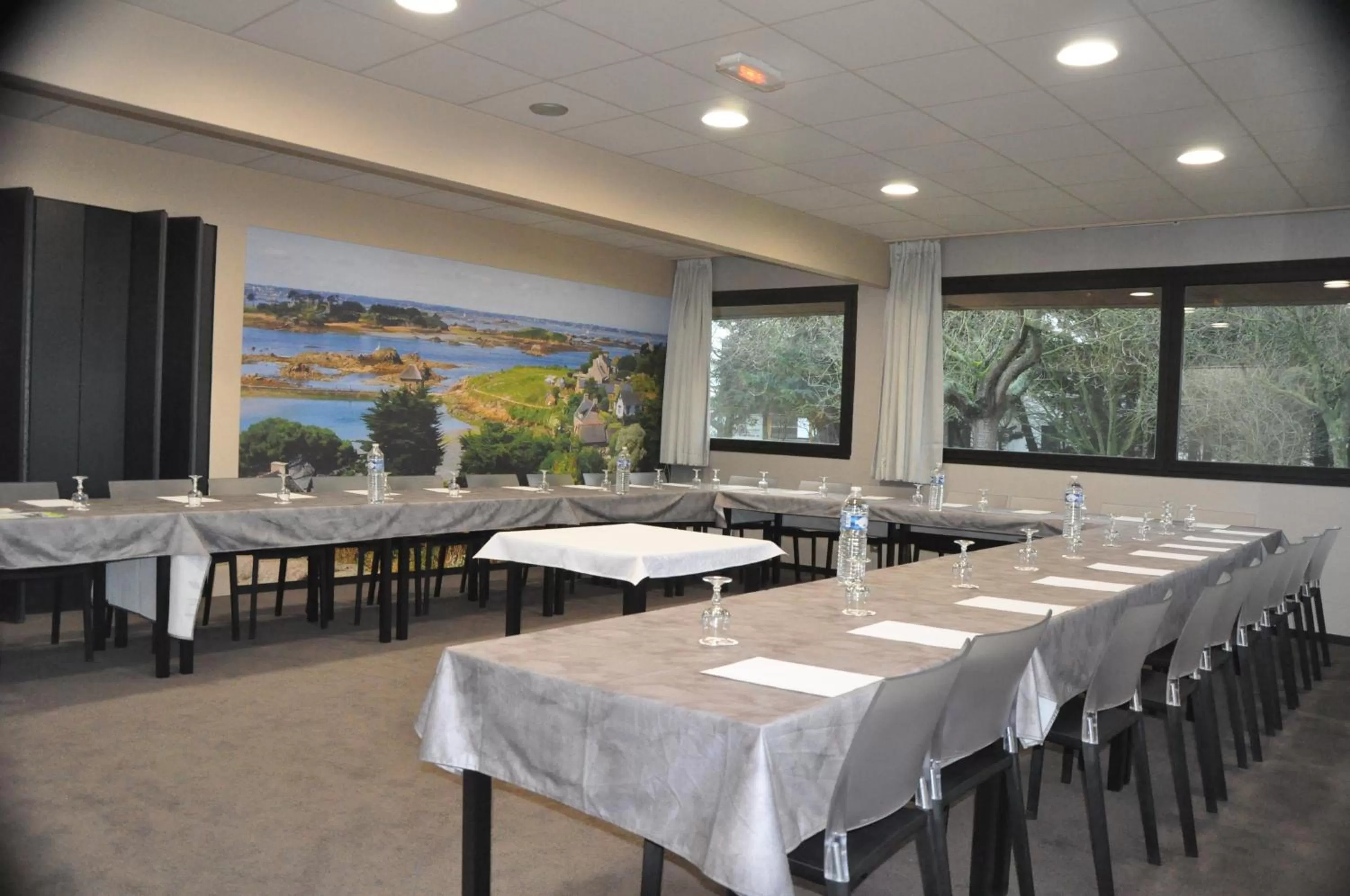 Business facilities in The Originals City, Hôtel Les Caps, Saint-Brieuc Est