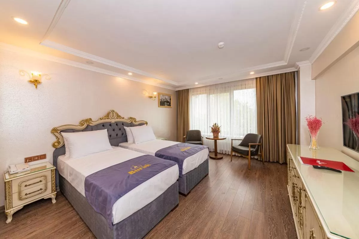 Deluxe Double Room in Almadina Hotel Istanbul