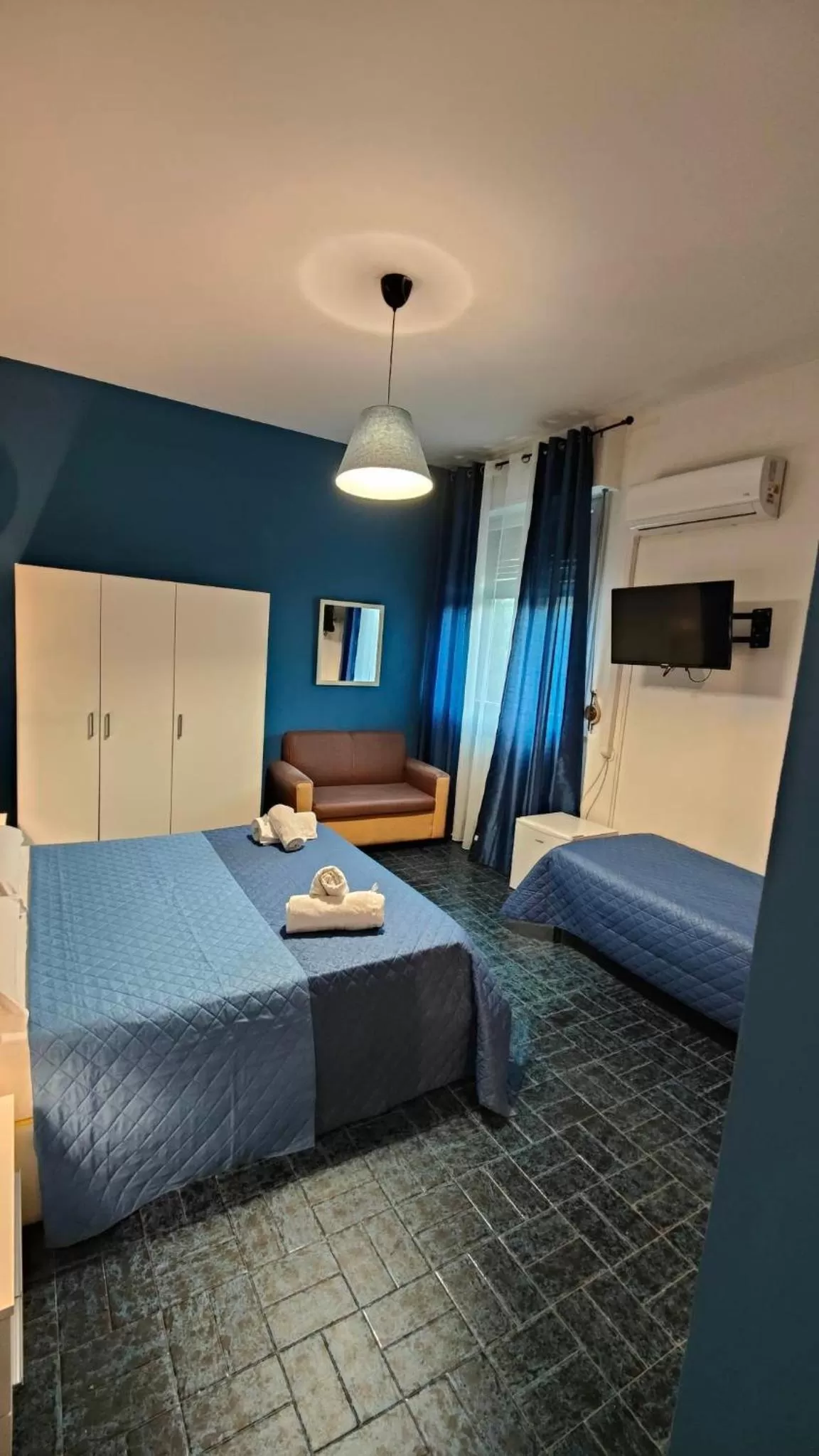 Bed in Etnea glamour house