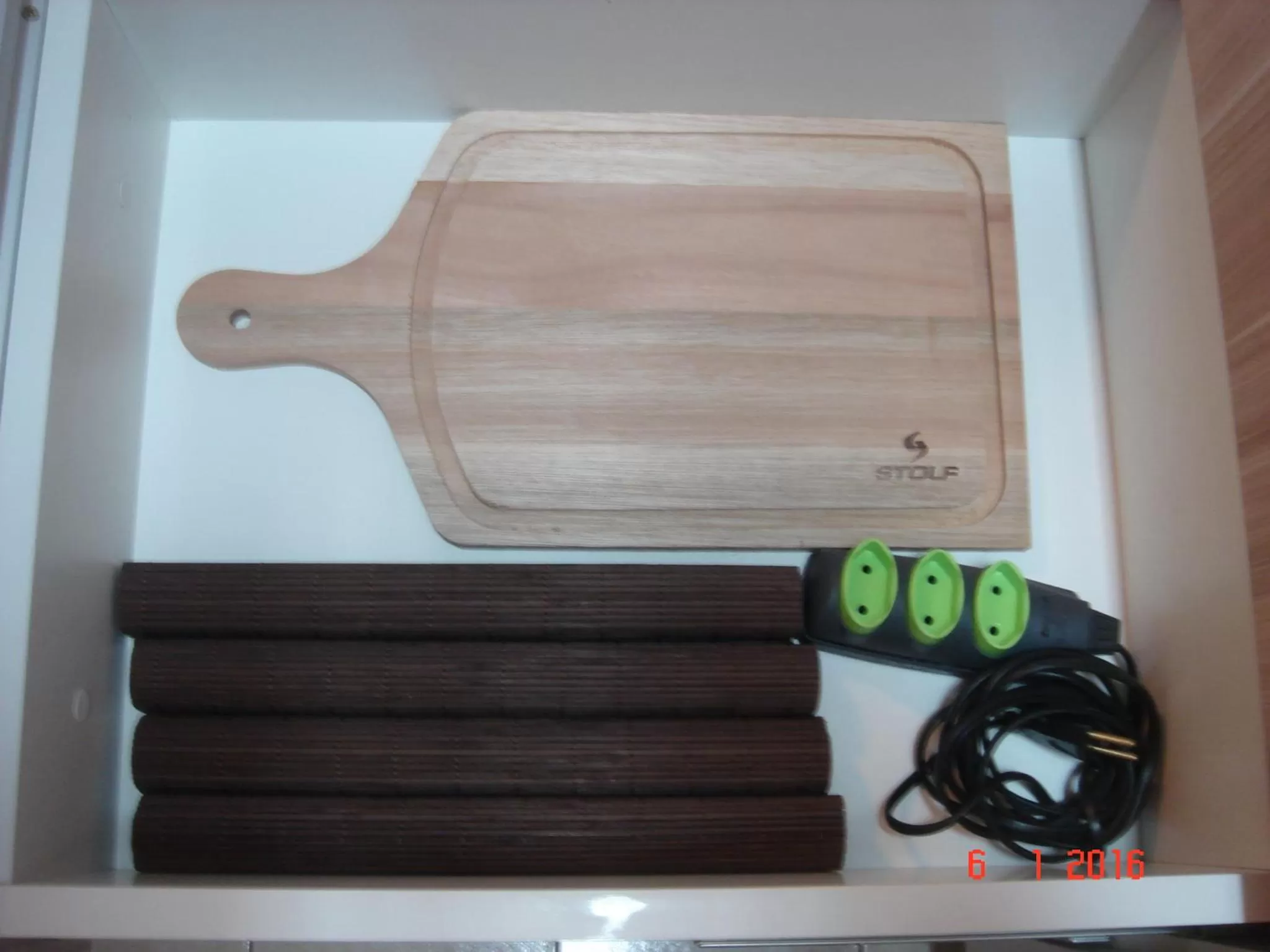 Wall Street Flat Service