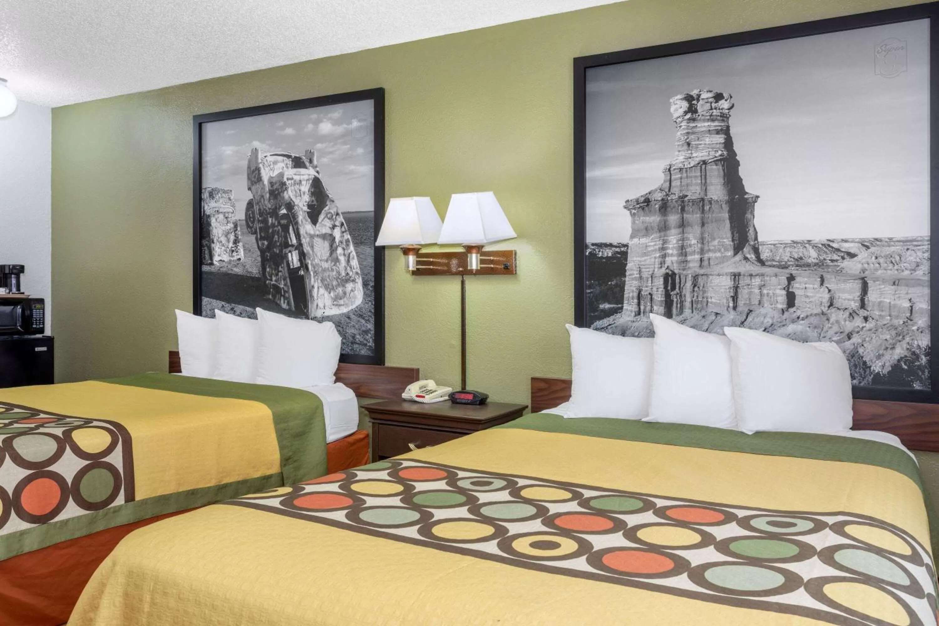 Photo of the whole room, Bed in Super 8 by Wyndham Amarillo Central TX