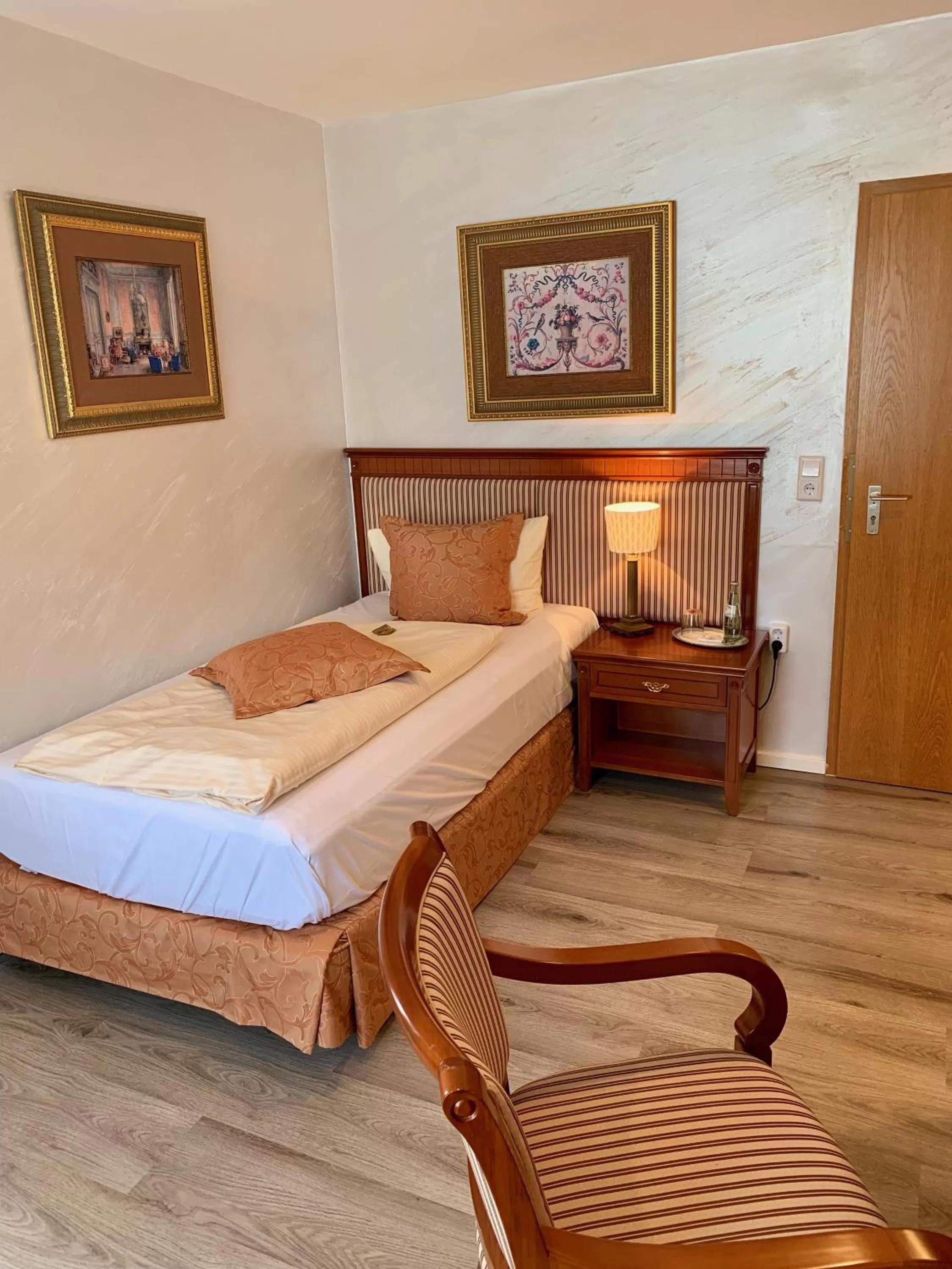 Decorative detail, Bed in Boutique Hotel Goldene Henne