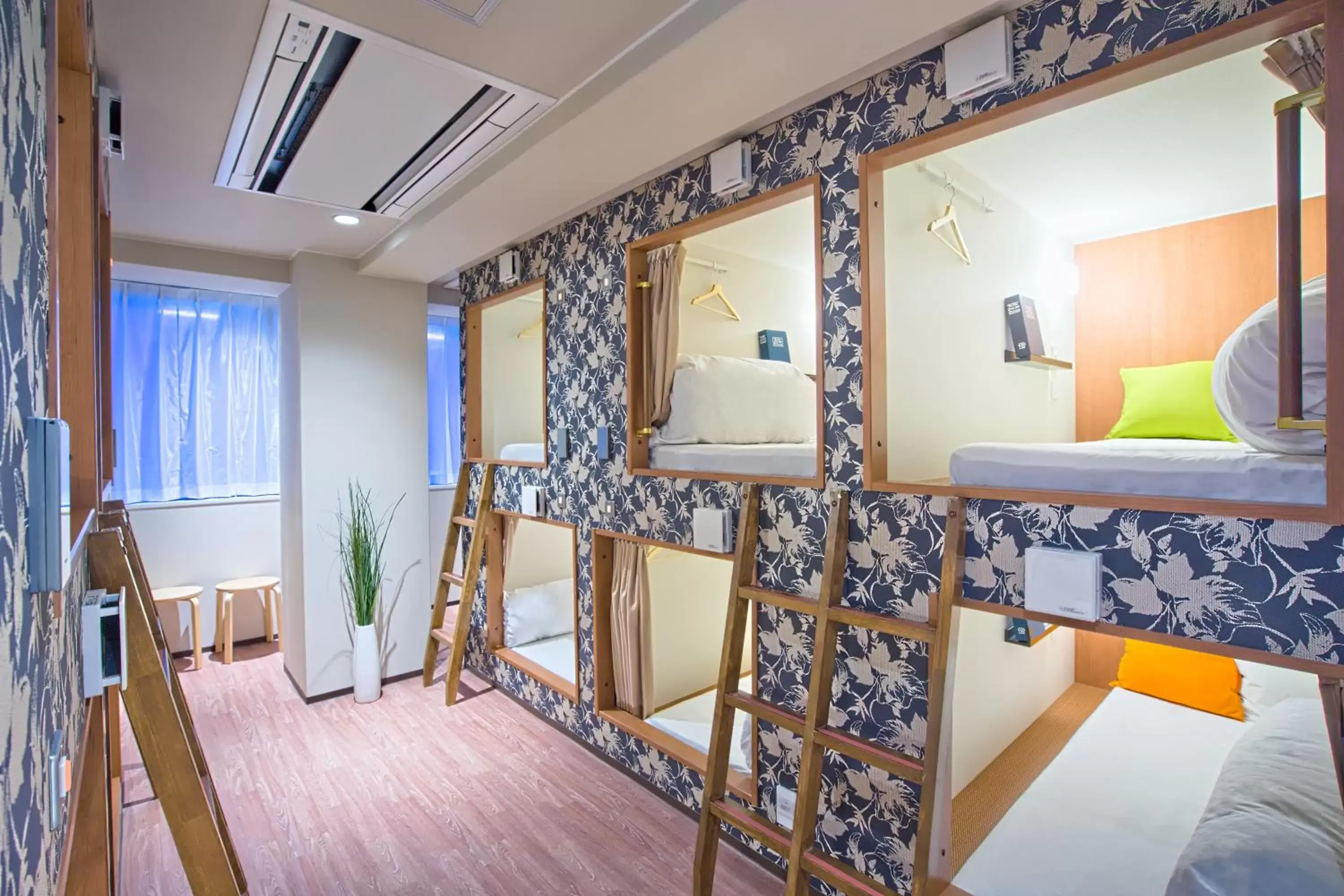 Bunk Bed in 20-Bed Mixed Dormitory Room in Feel Osaka Yu Bunk Bed in 20-Bed Mixed Dormitory Room in Feel Osaka Yu