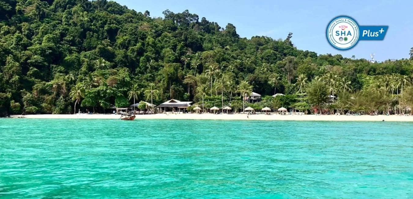 Property building in Thanya Beach Resort - SHA Plus