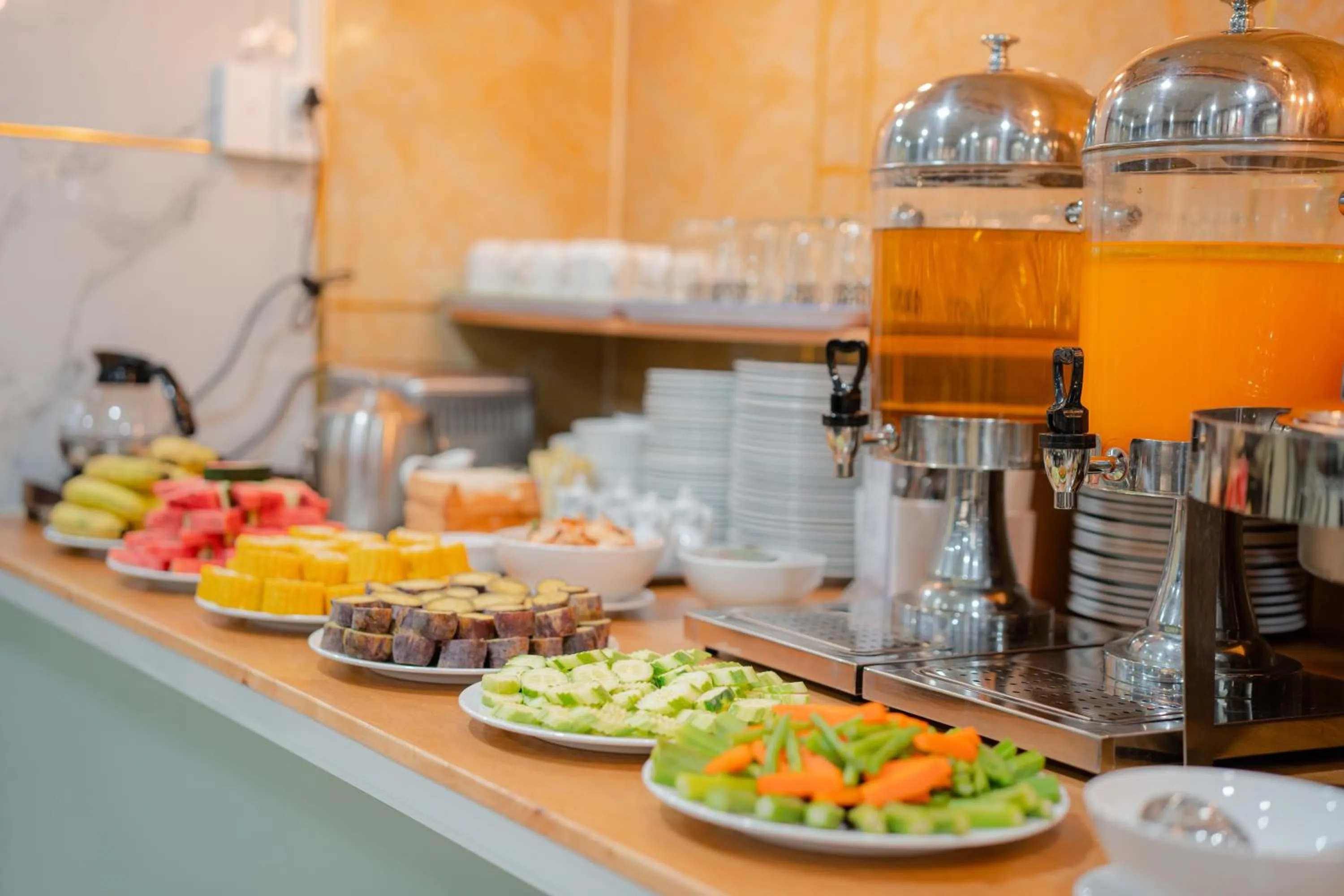 Restaurant/places to eat in Duc Minh Saigon Airport Hotel